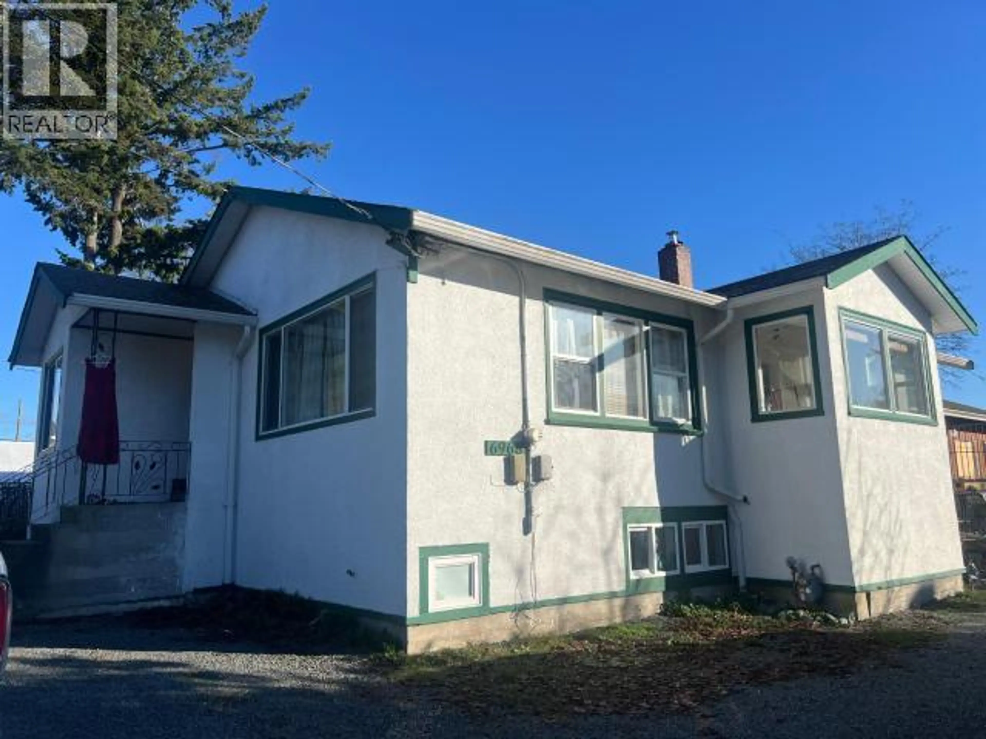 Property at 6968 ALBERNI STREET, Powell River, BC