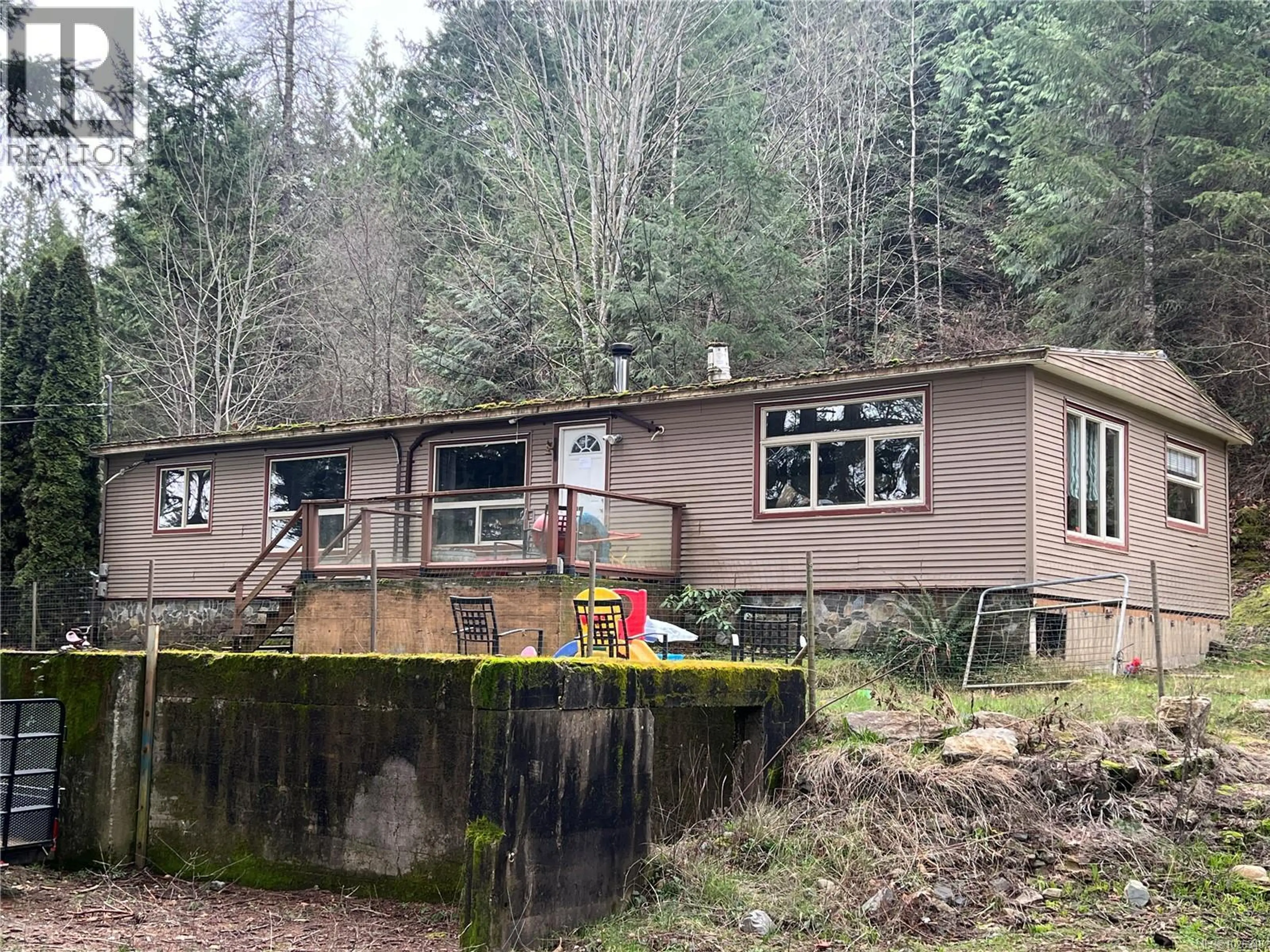 Property at 997 CEDAR RD, Nanaimo, BC