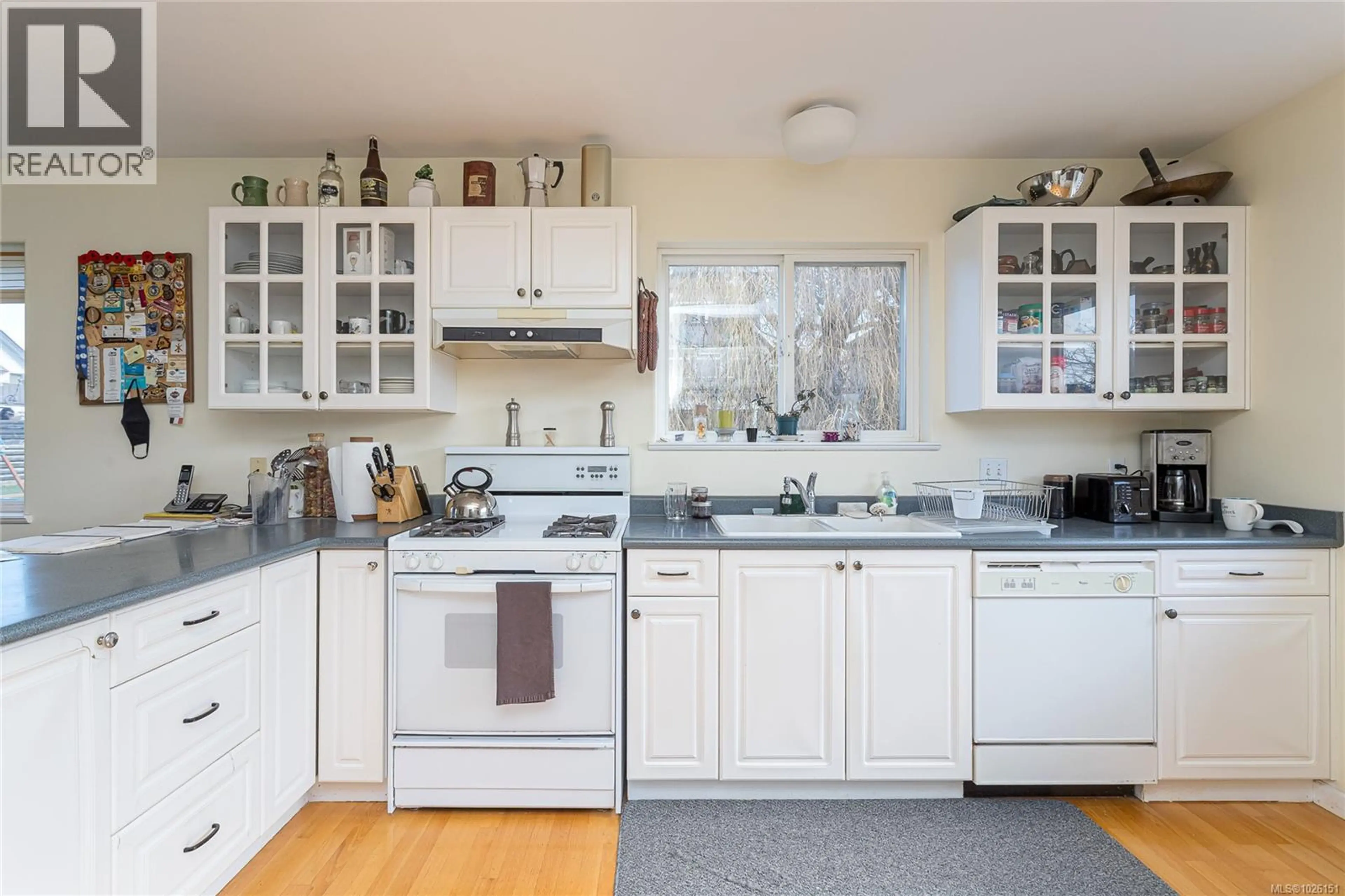 Property at 485 STURDEE ST, Esquimalt, BC