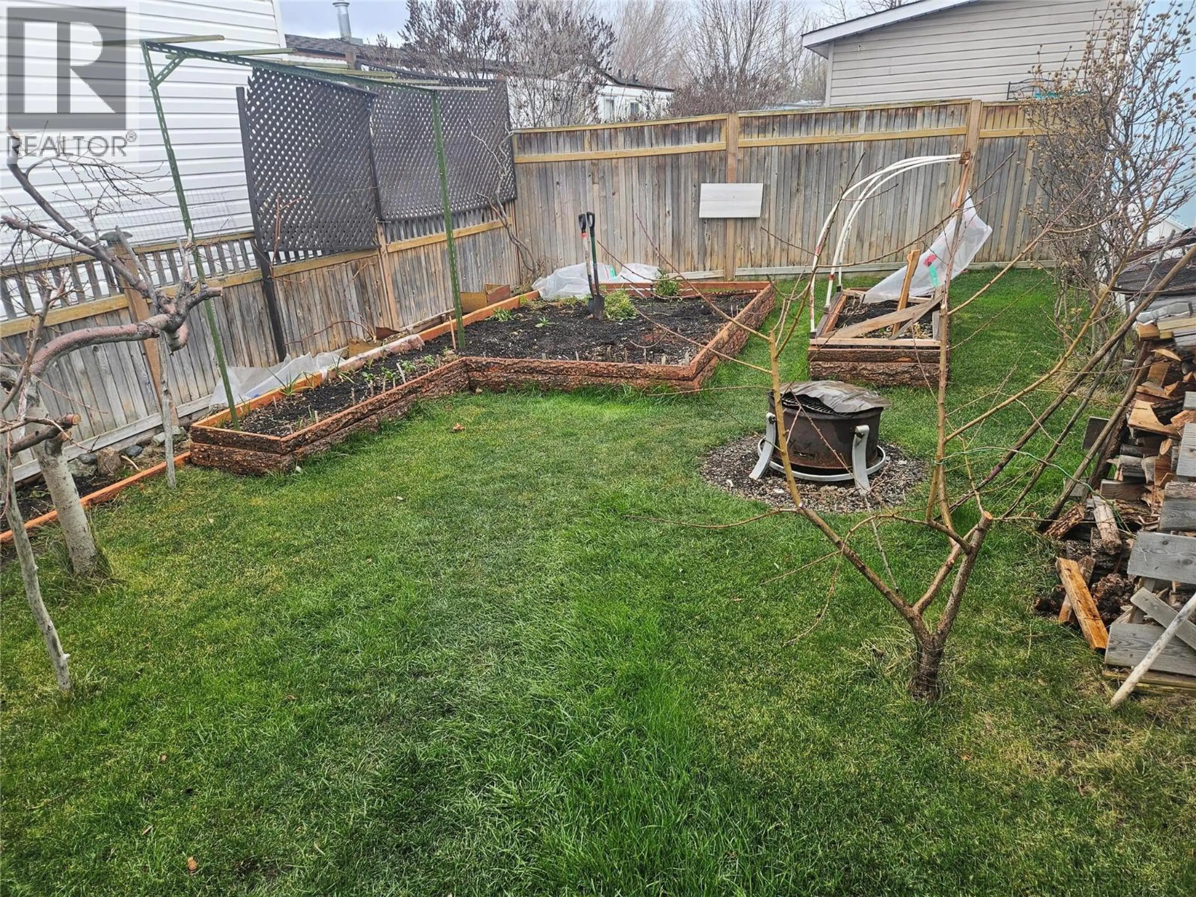 Property at #27 3999 SKAHA LAKE ROAD, Penticton, BC