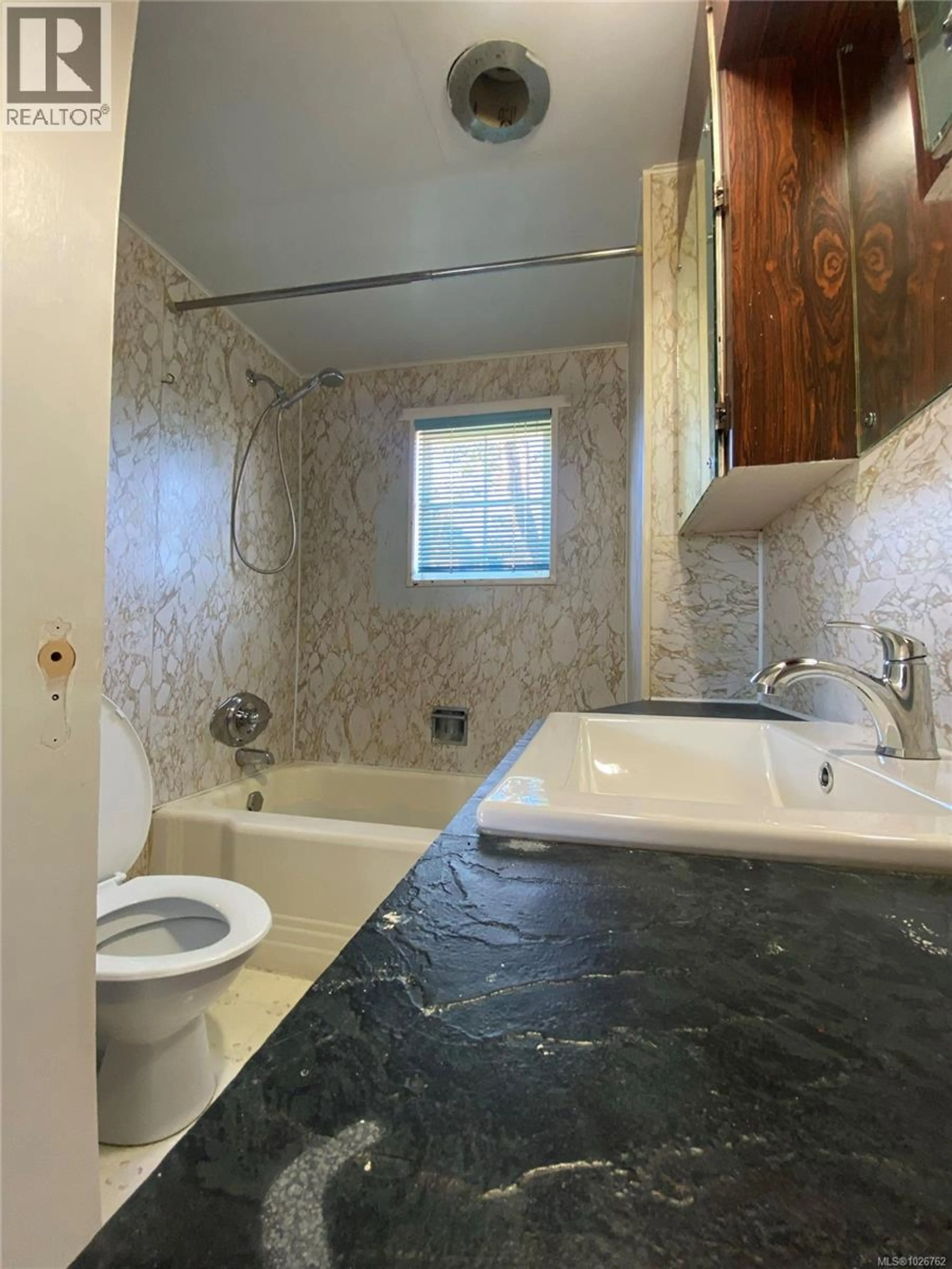 Property at 1620 LOAT ST, Nanaimo, BC