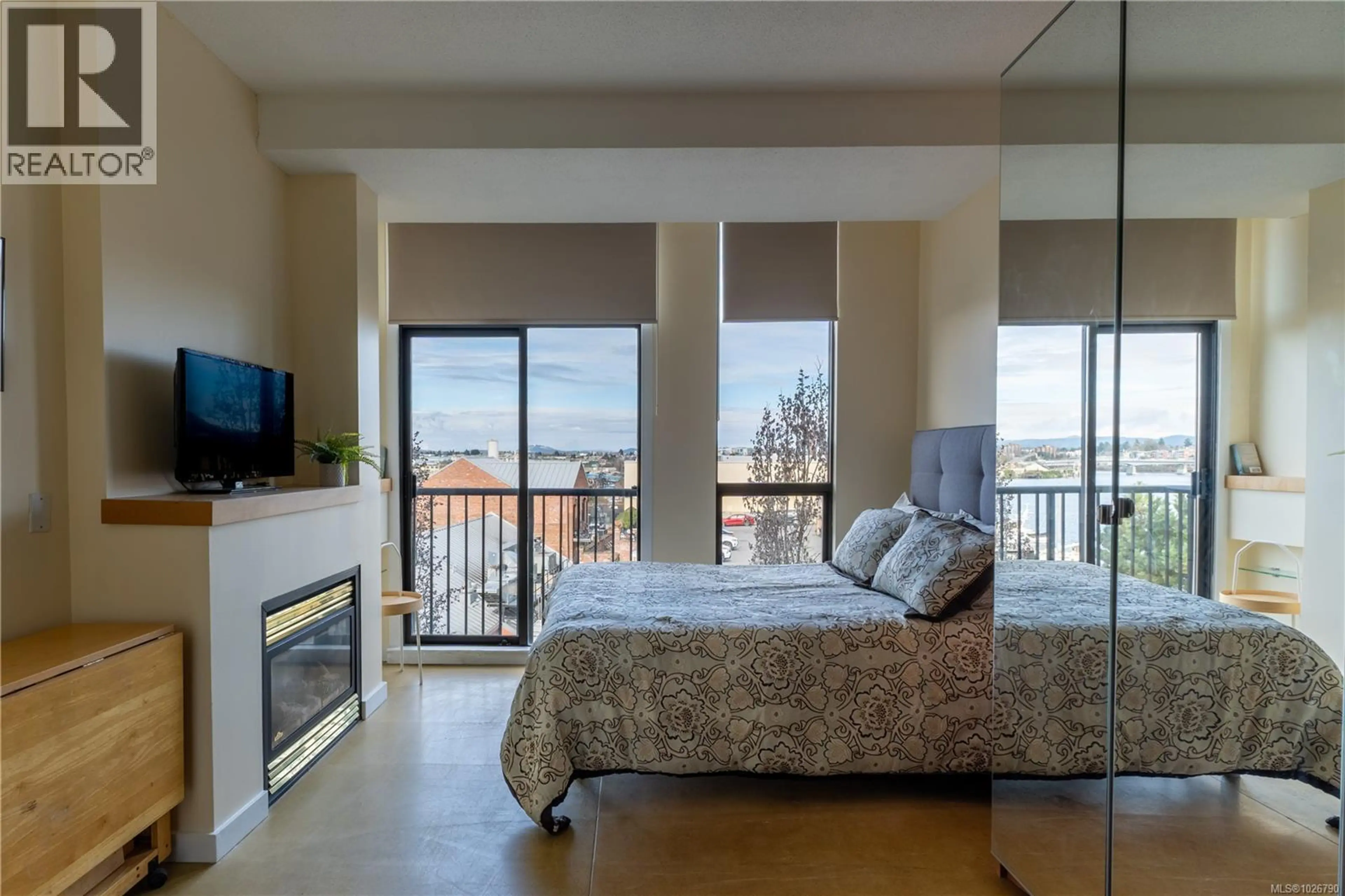 Property at #419 409 SWIFT ST, Victoria, BC