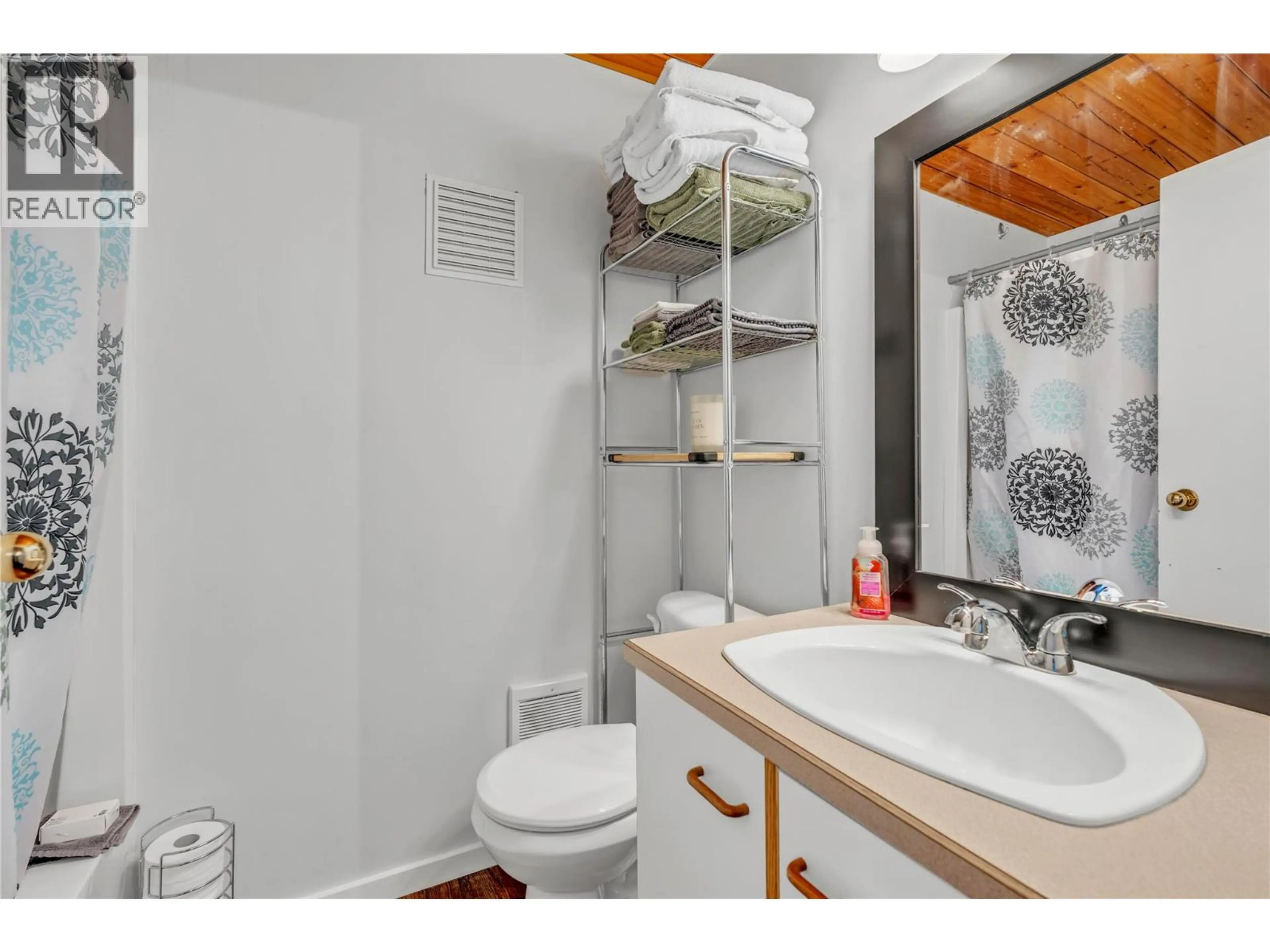 Property at #101 156 CLEARVIEW CRESCENT, Apex Mountain, BC