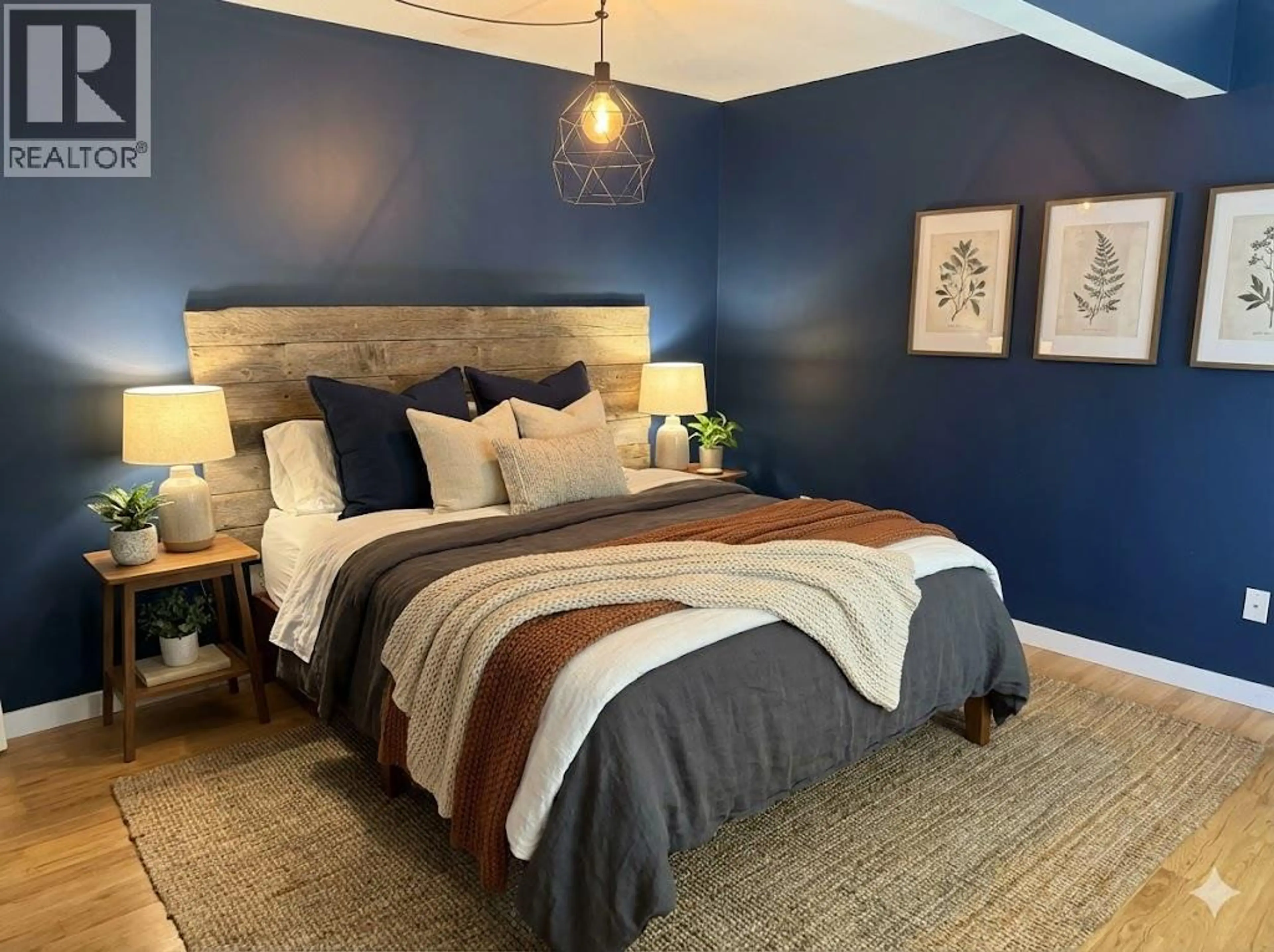 Property at #207 3155 GORDON DRIVE, Kelowna, BC