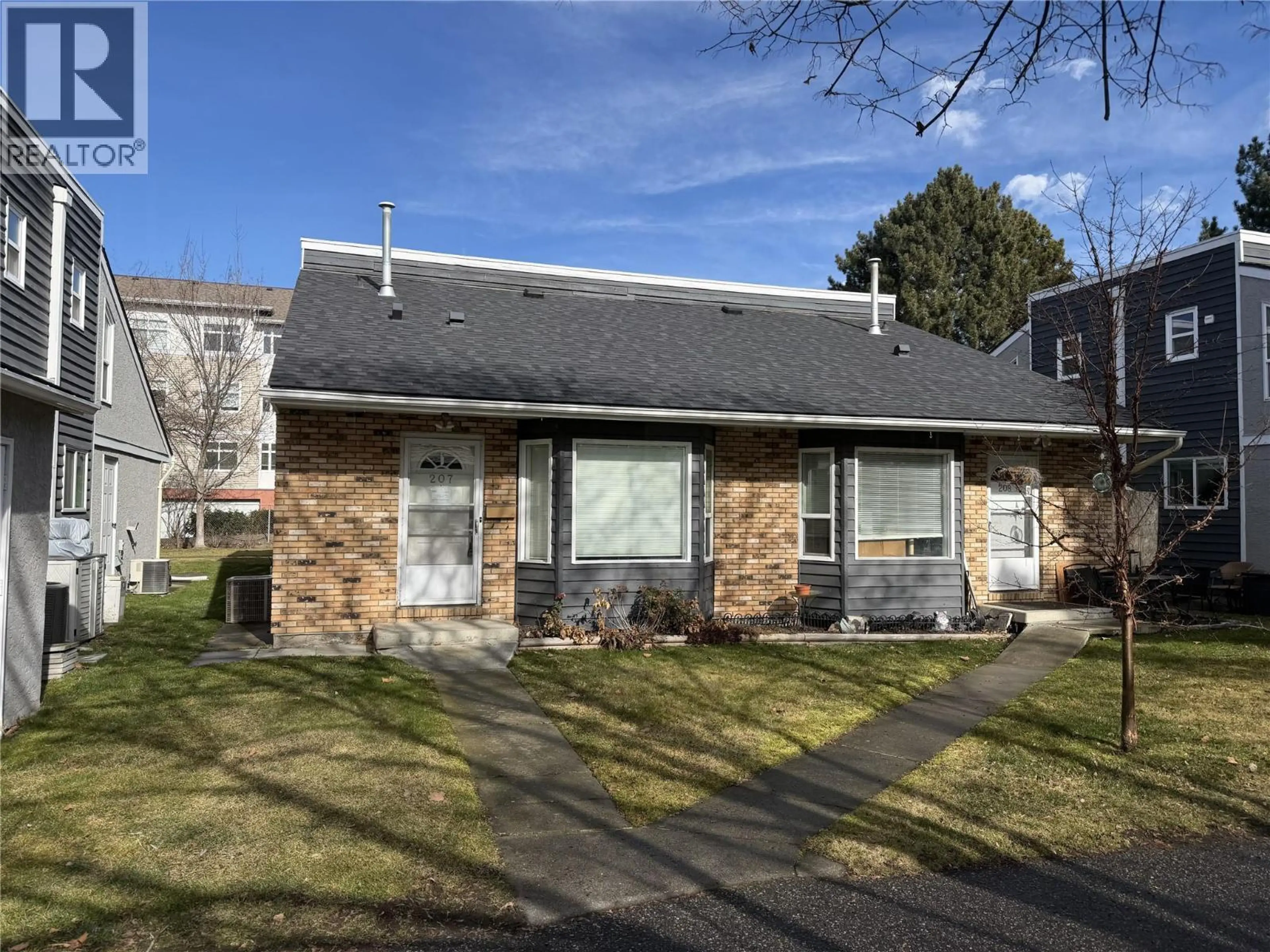 Property at #207 3155 GORDON DRIVE, Kelowna, BC