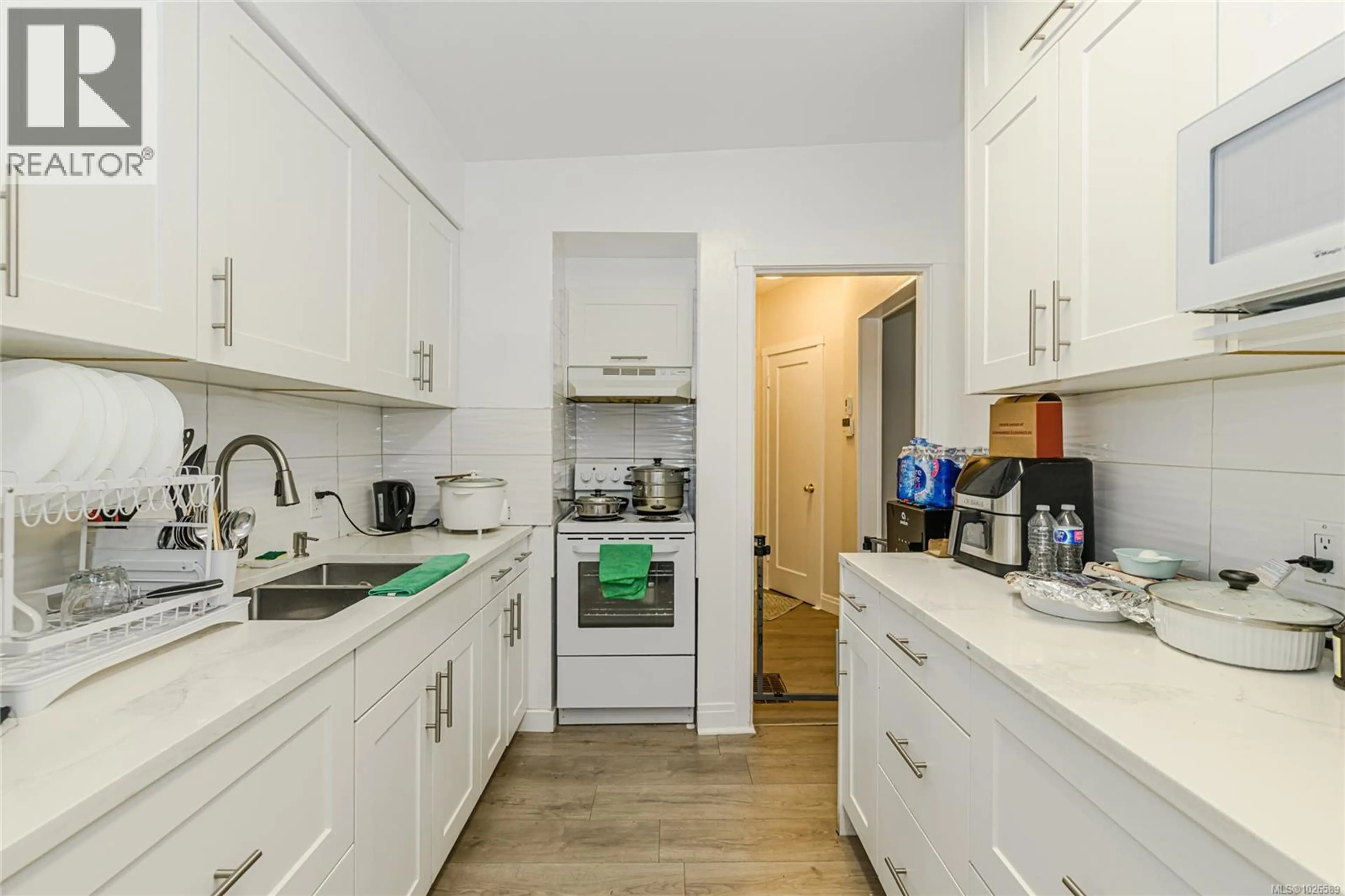 Property at 3170 ALDER ST, Victoria, BC