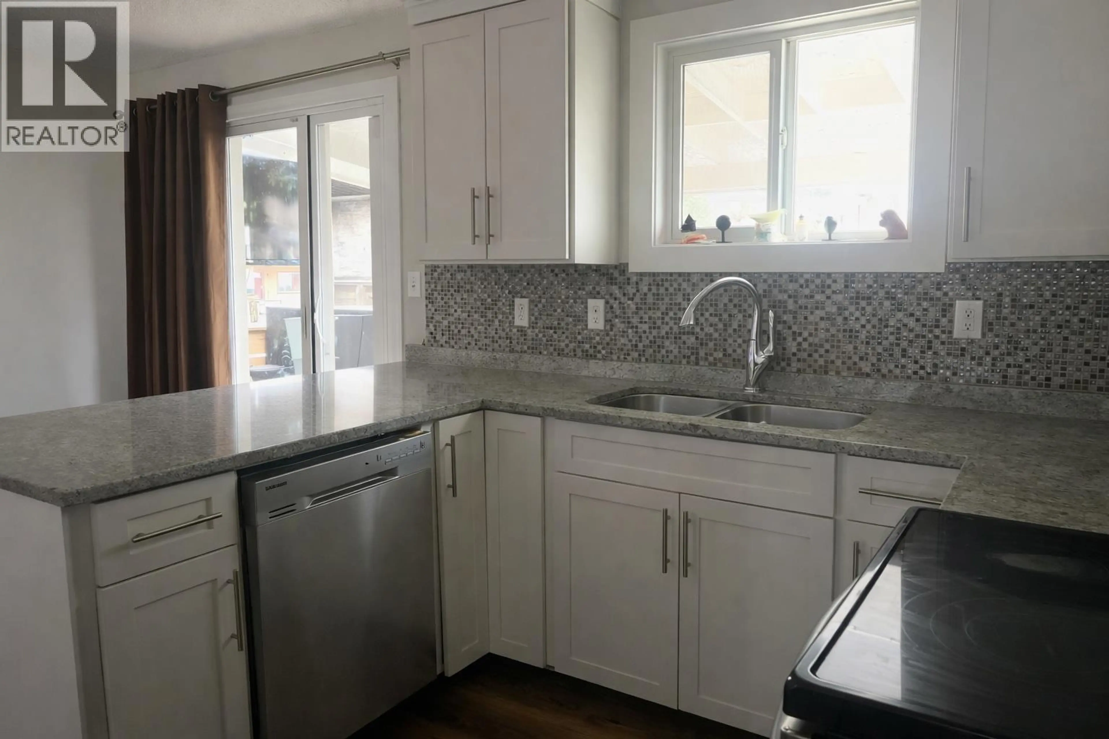 Property at 385 PERTH ROAD, Kelowna, BC