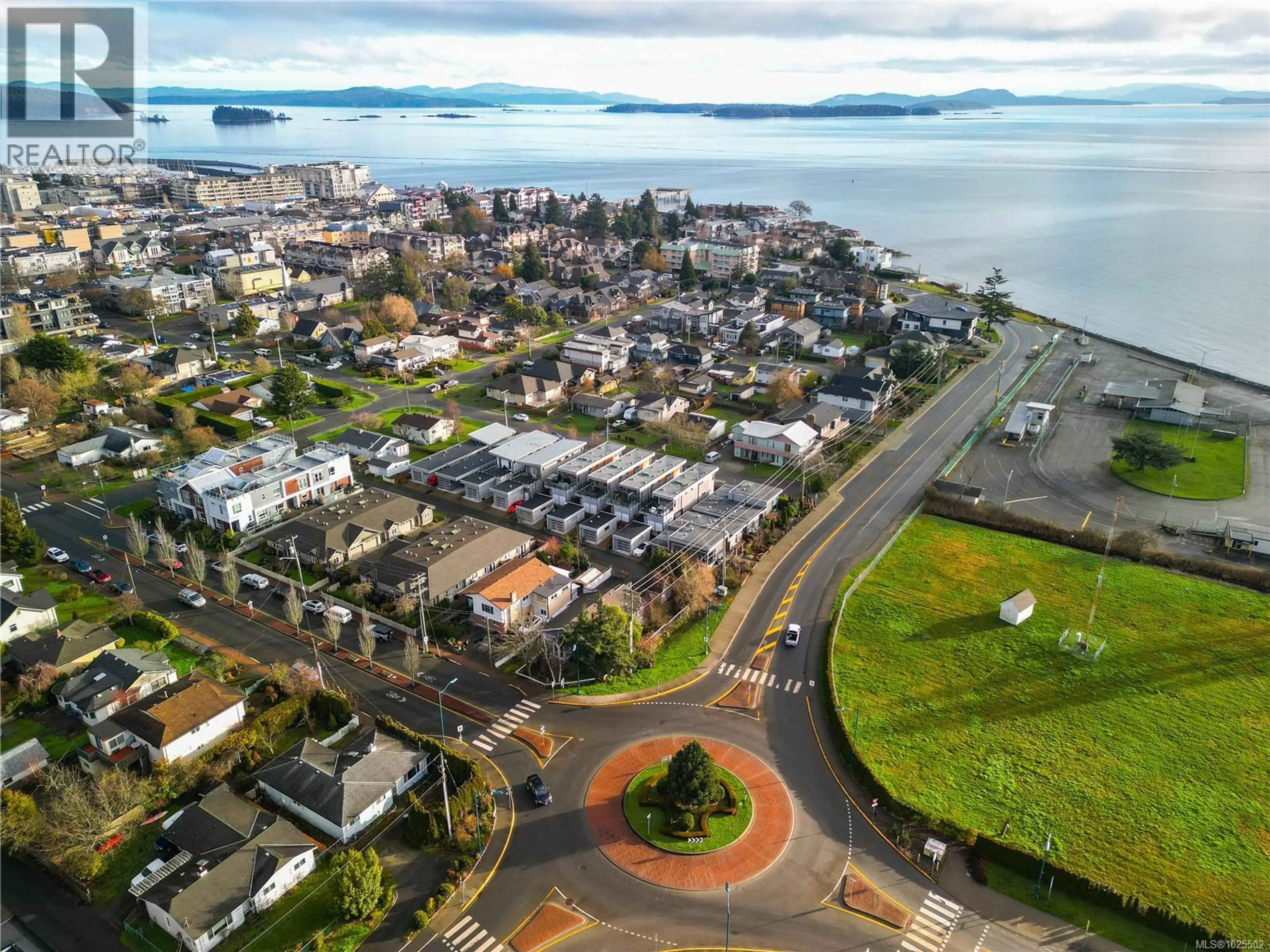 Property at 9601 FIFTH ST, Sidney, BC