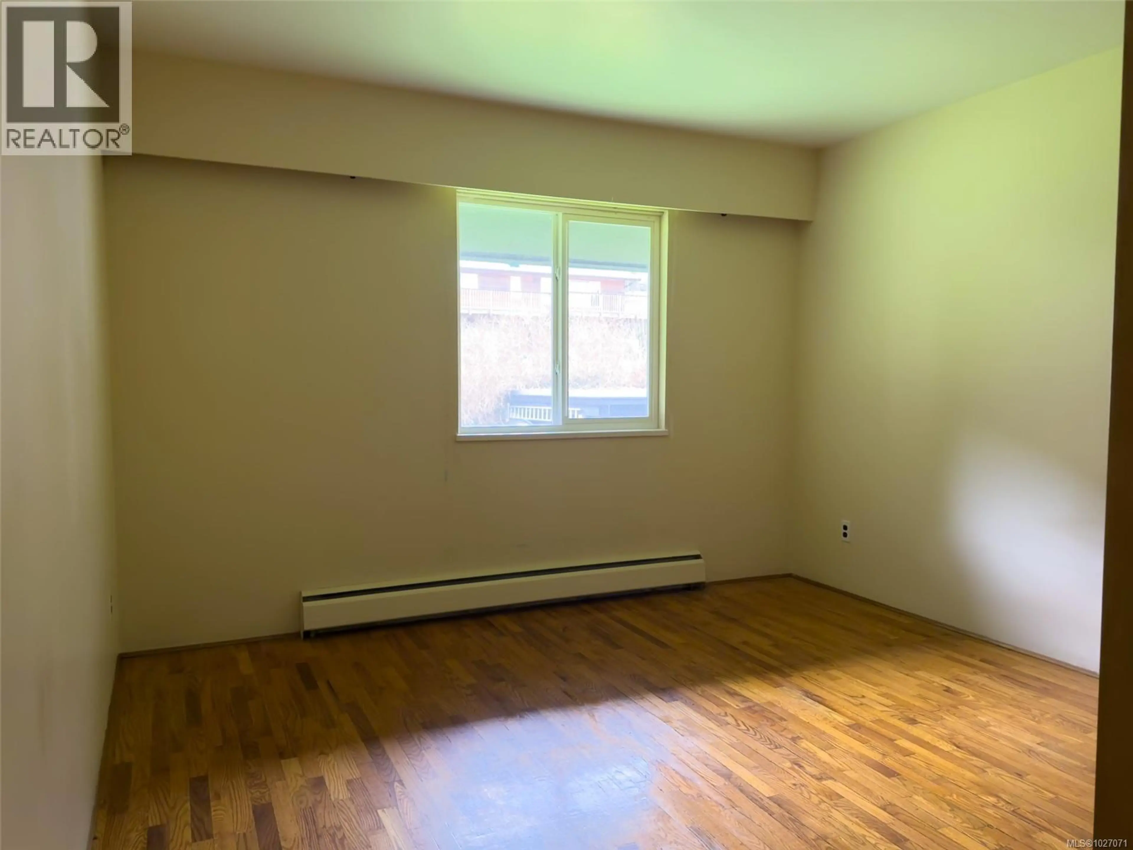 Property at #403 1083 MAQUINNA AVE, Port Alice, BC