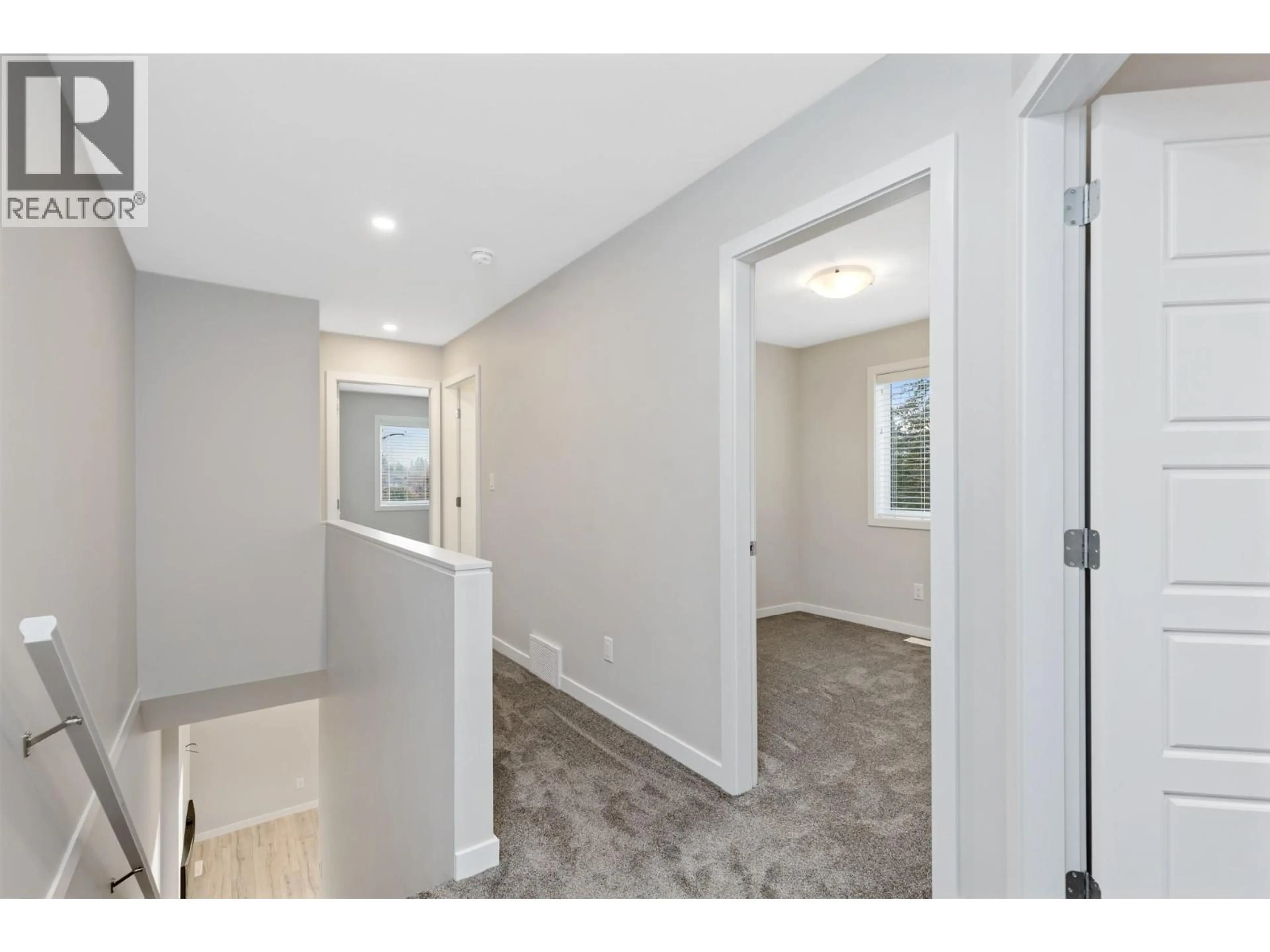 Property at #1 2081 11 AVENUE NE, Salmon Arm, BC