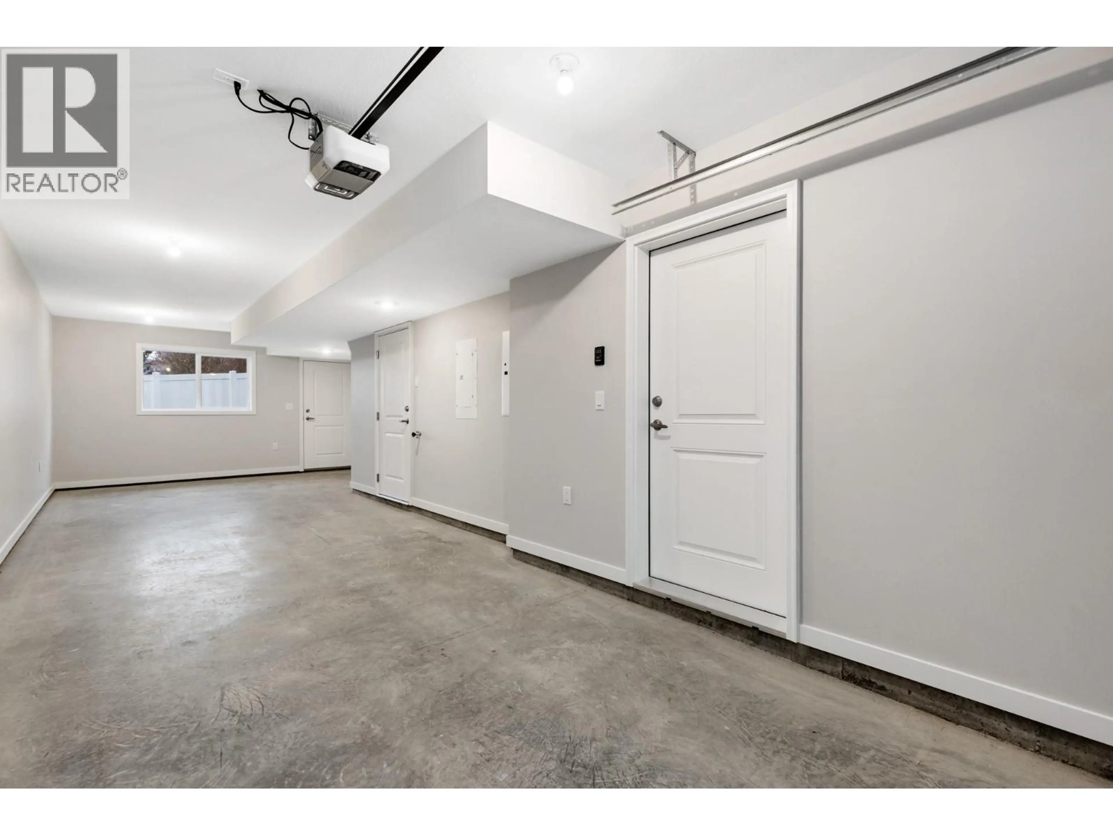 Property at #1 2081 11 AVENUE NE, Salmon Arm, BC