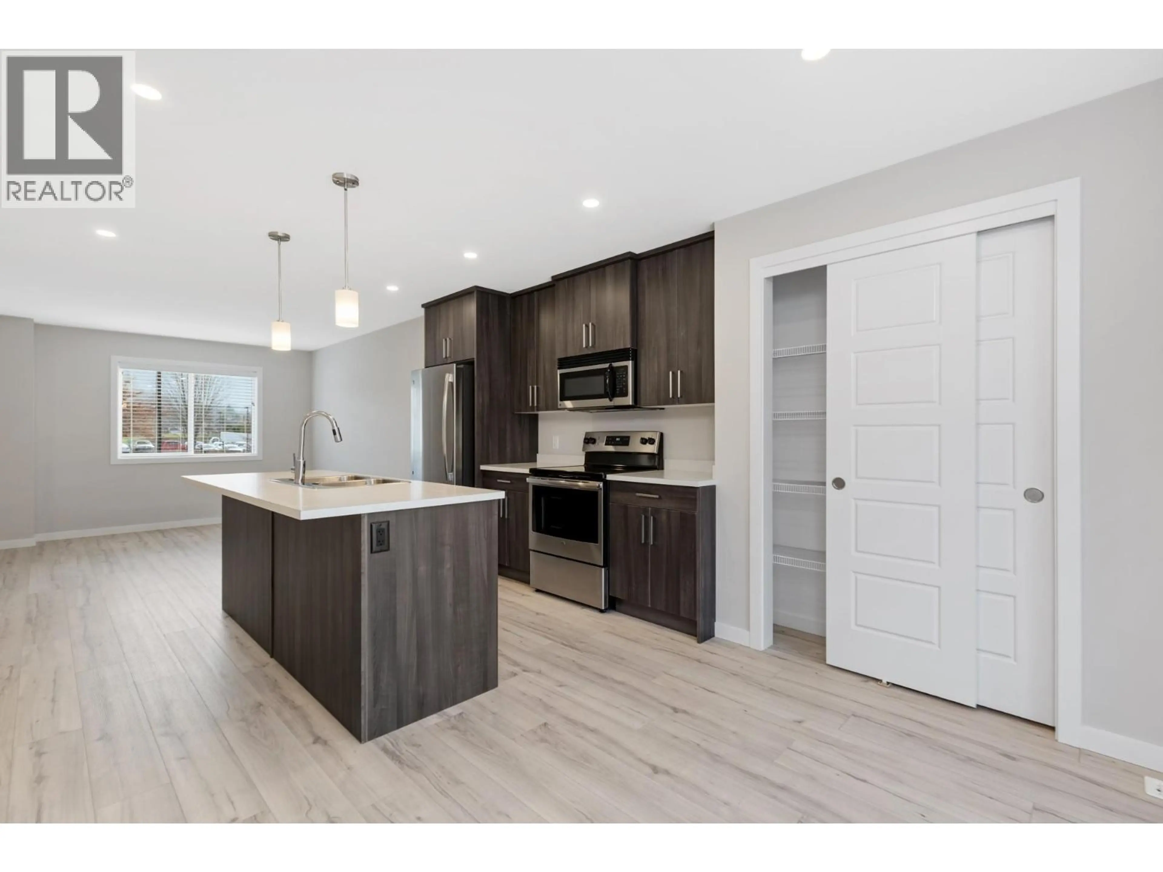 Property at #1 2081 11 AVENUE NE, Salmon Arm, BC