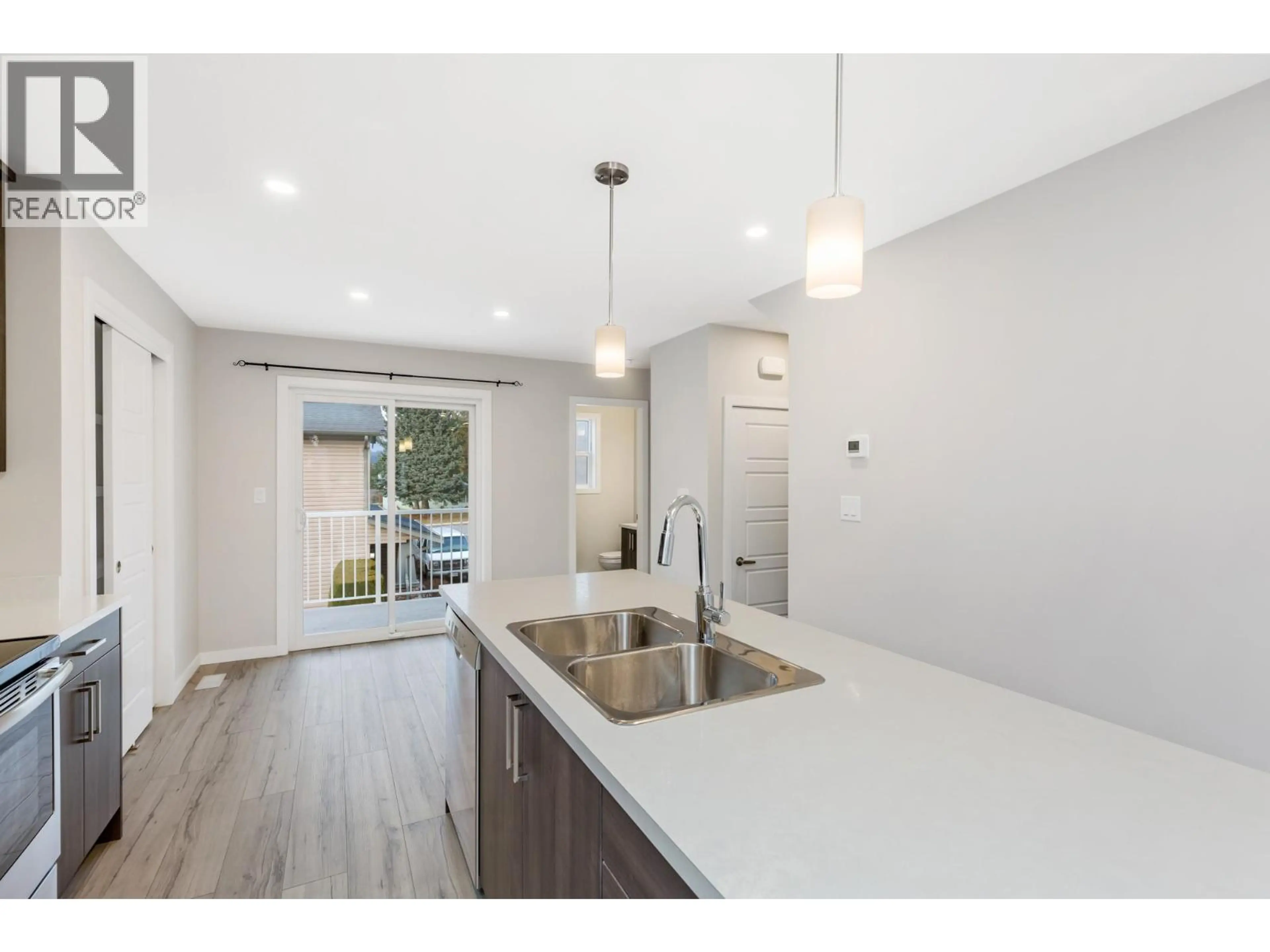 Property at #1 2081 11 AVENUE NE, Salmon Arm, BC