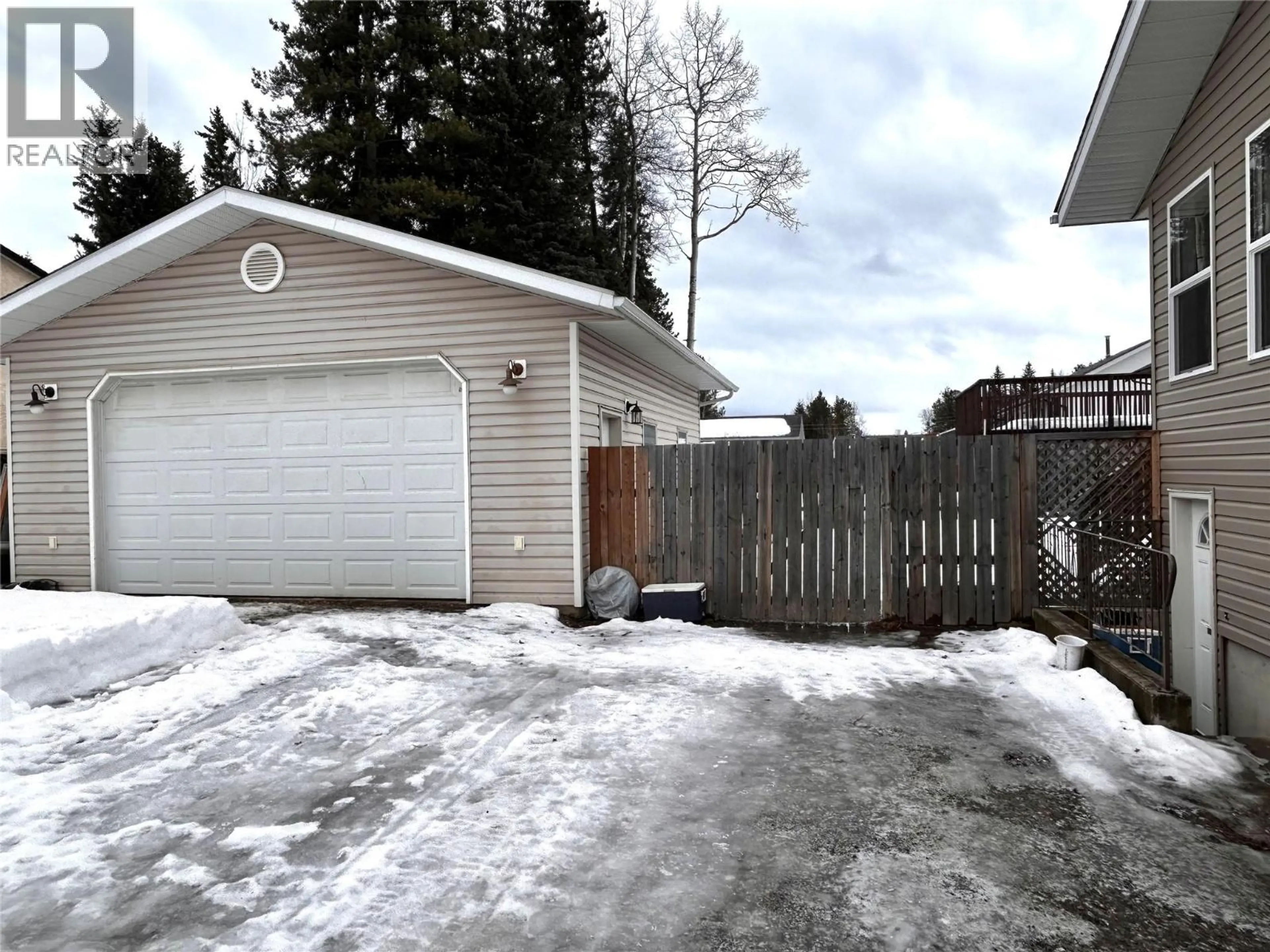 Property at 404 WILLOW DRIVE, Tumbler Ridge, BC