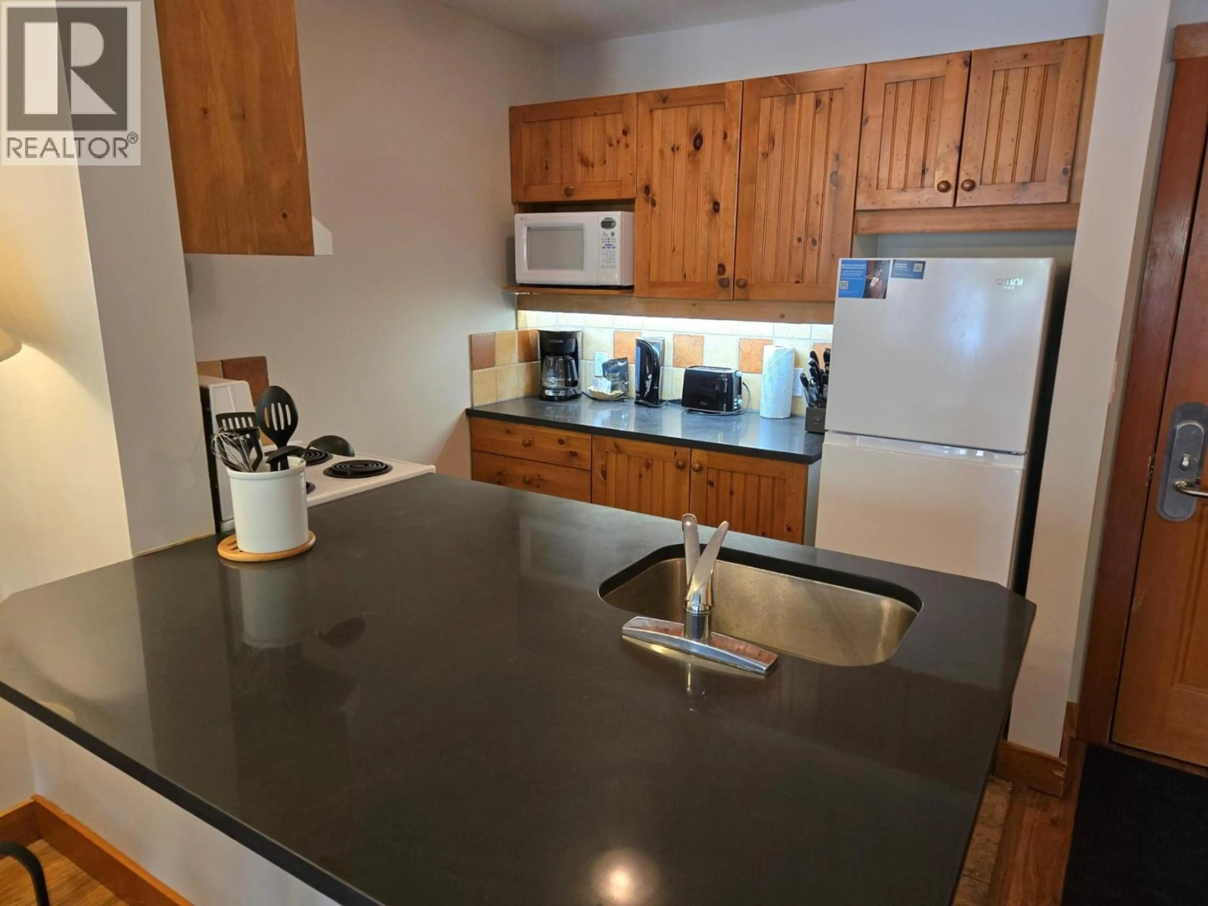 Property at #108 2080 SUMMIT DRIVE, Panorama, BC