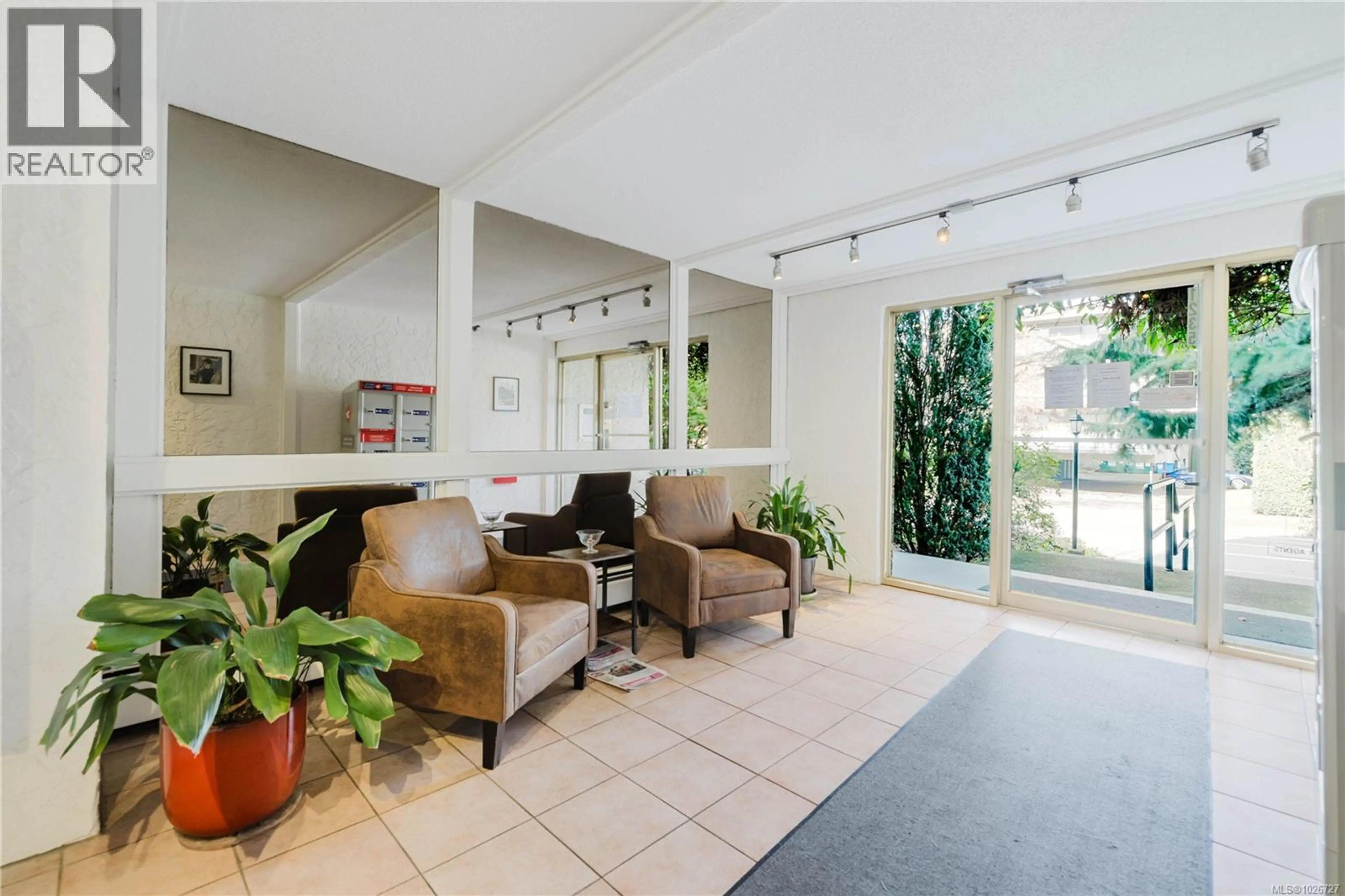 Property at #201 1235 JOHNSON ST, Victoria, BC