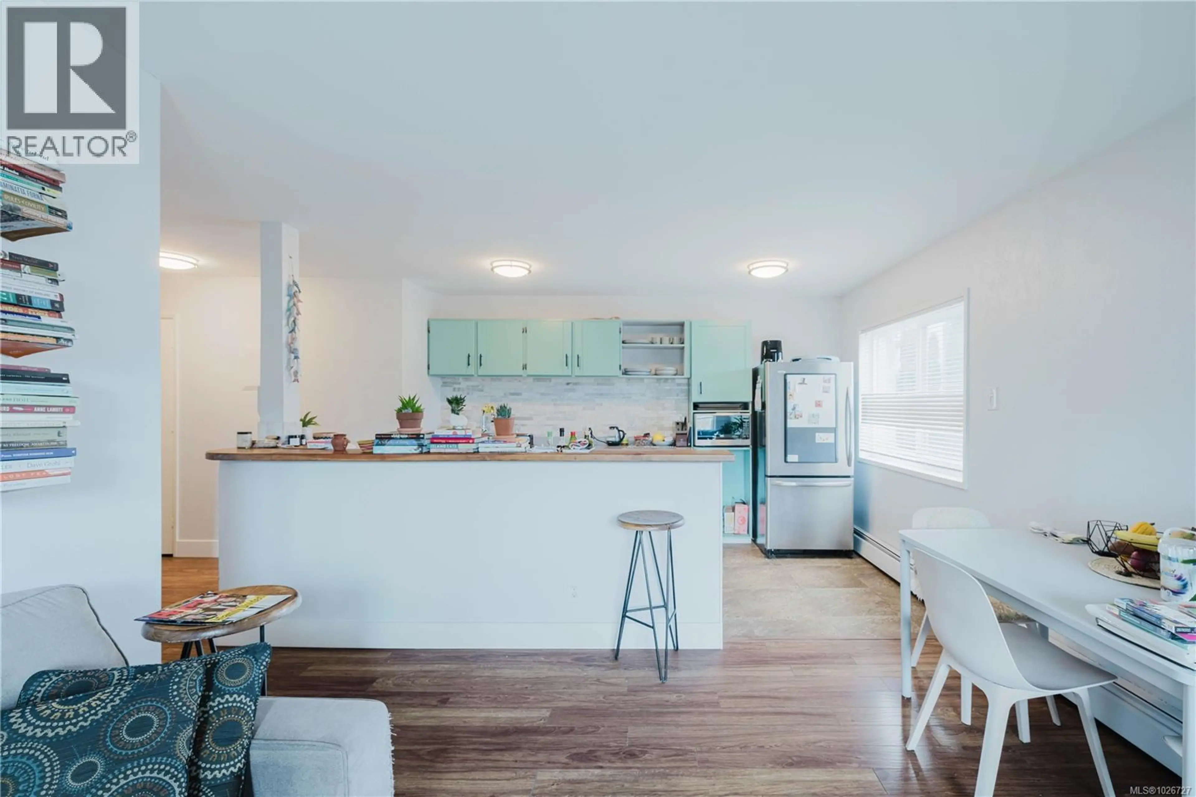 Property at #201 1235 JOHNSON ST, Victoria, BC