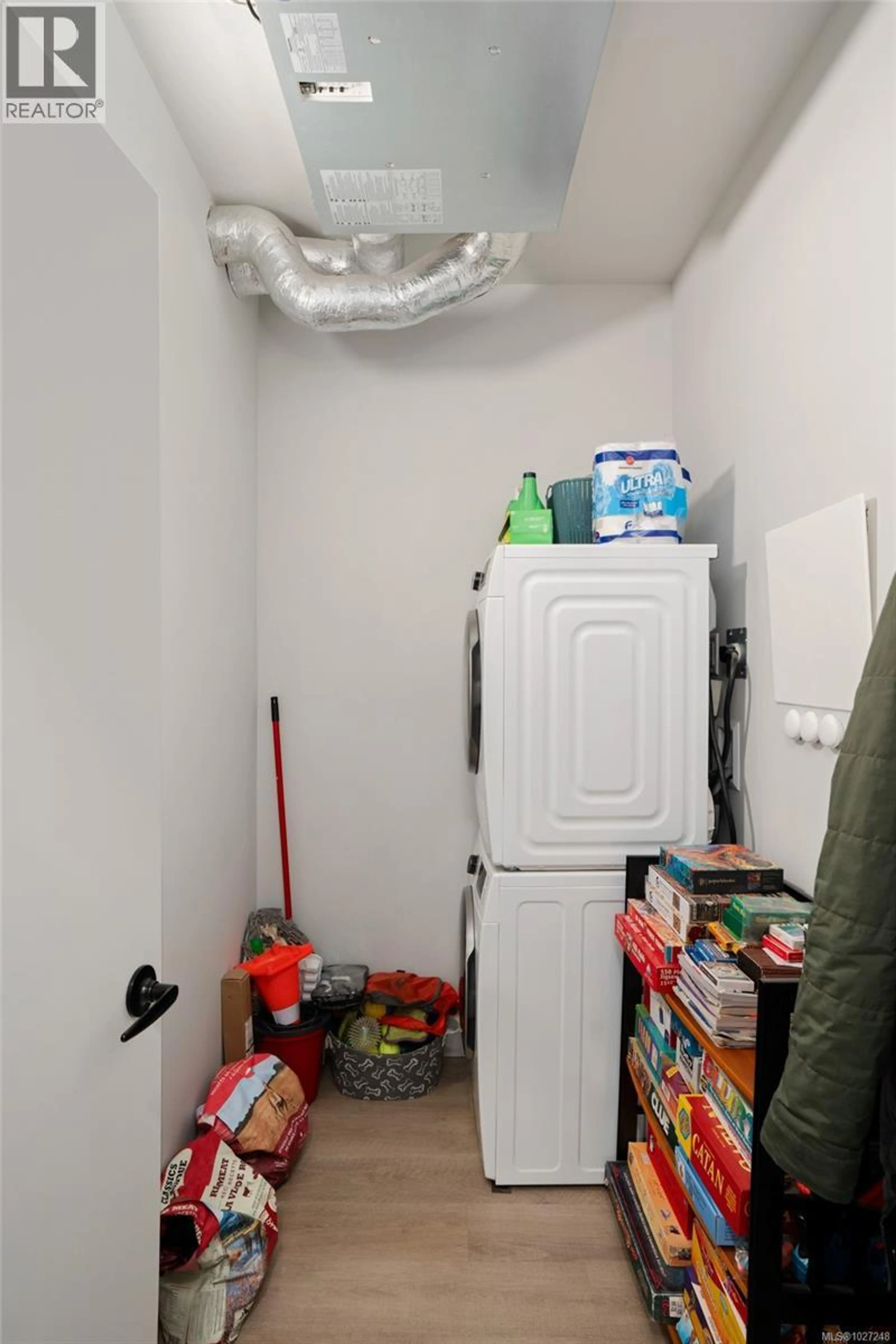 Property at #104 2461 GATEWAY RD, Langford, BC