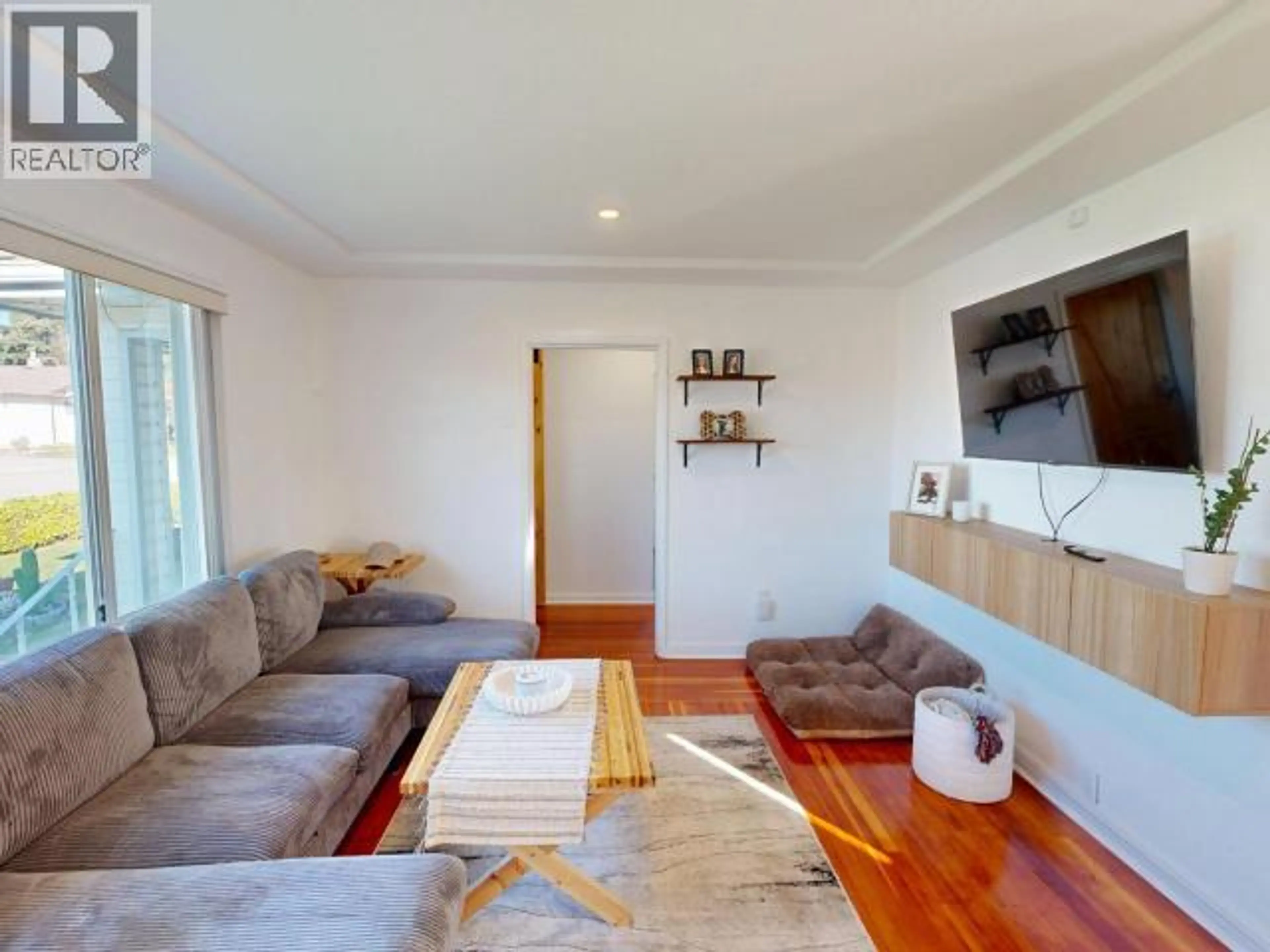 Property at 6978 BUTEDALE STREET, Powell River, BC