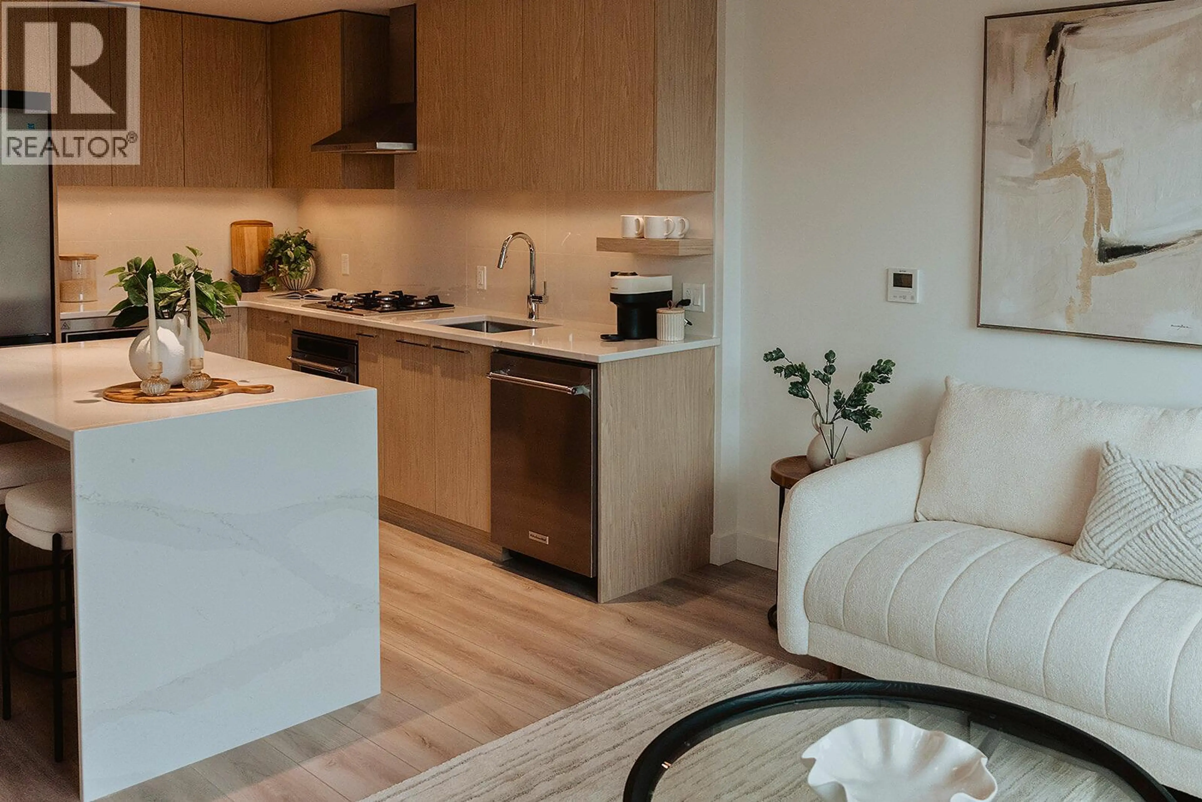 Property at #305 3051 ABBOTT STREET, Kelowna, BC