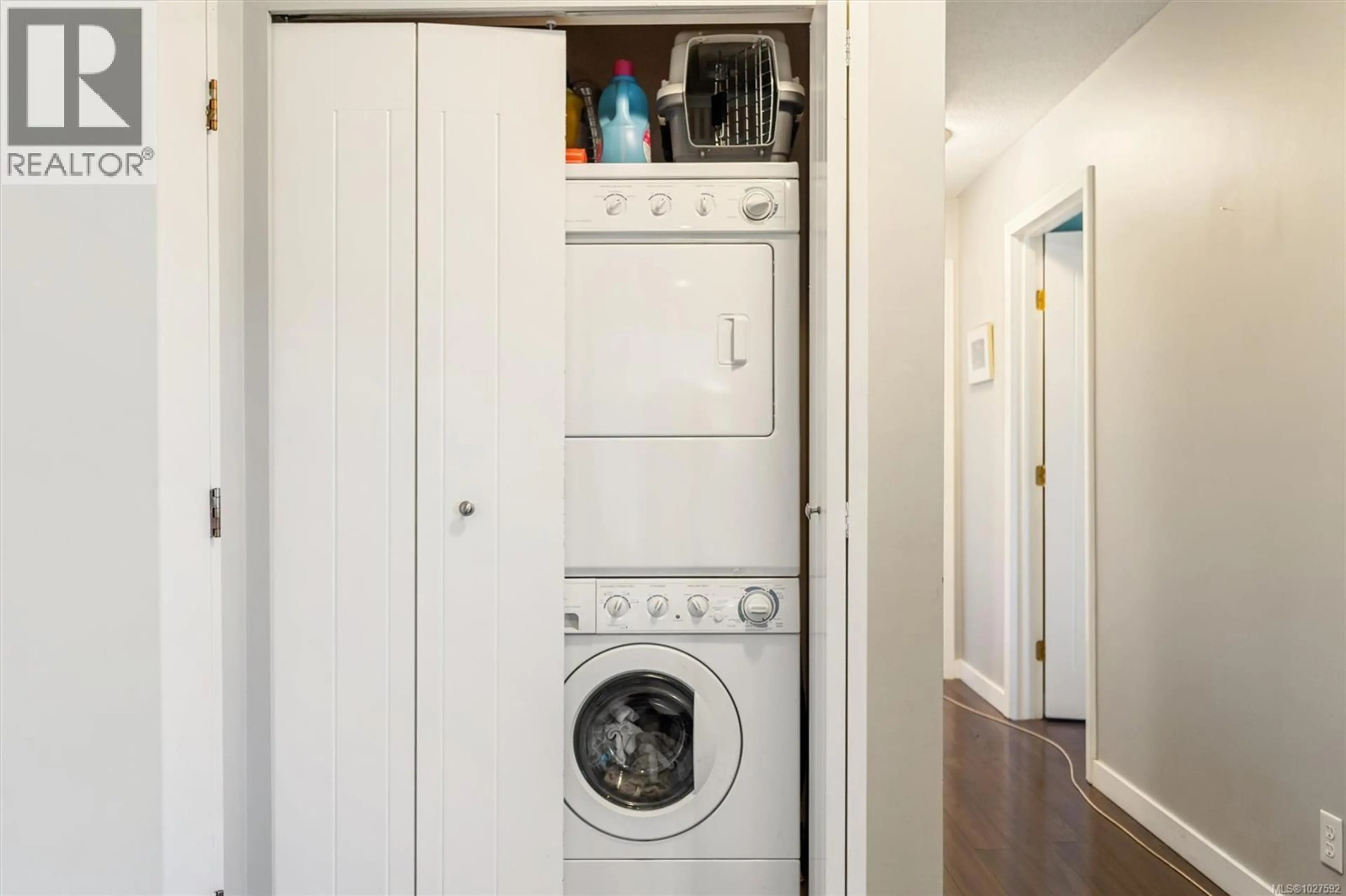 Property at #301 1725 CEDAR HILL CROSS RD, Saanich, BC