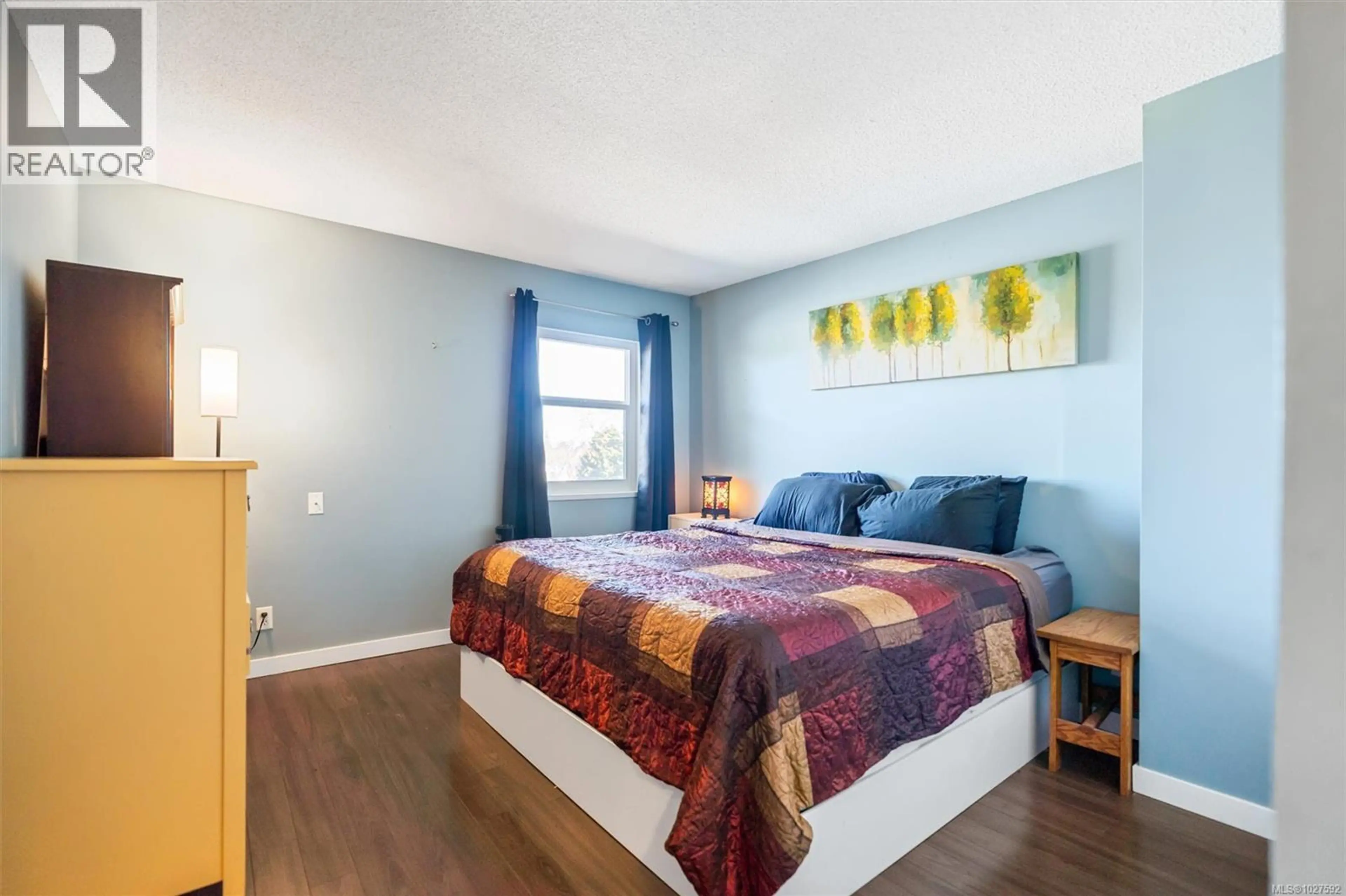 Property at #301 1725 CEDAR HILL CROSS RD, Saanich, BC