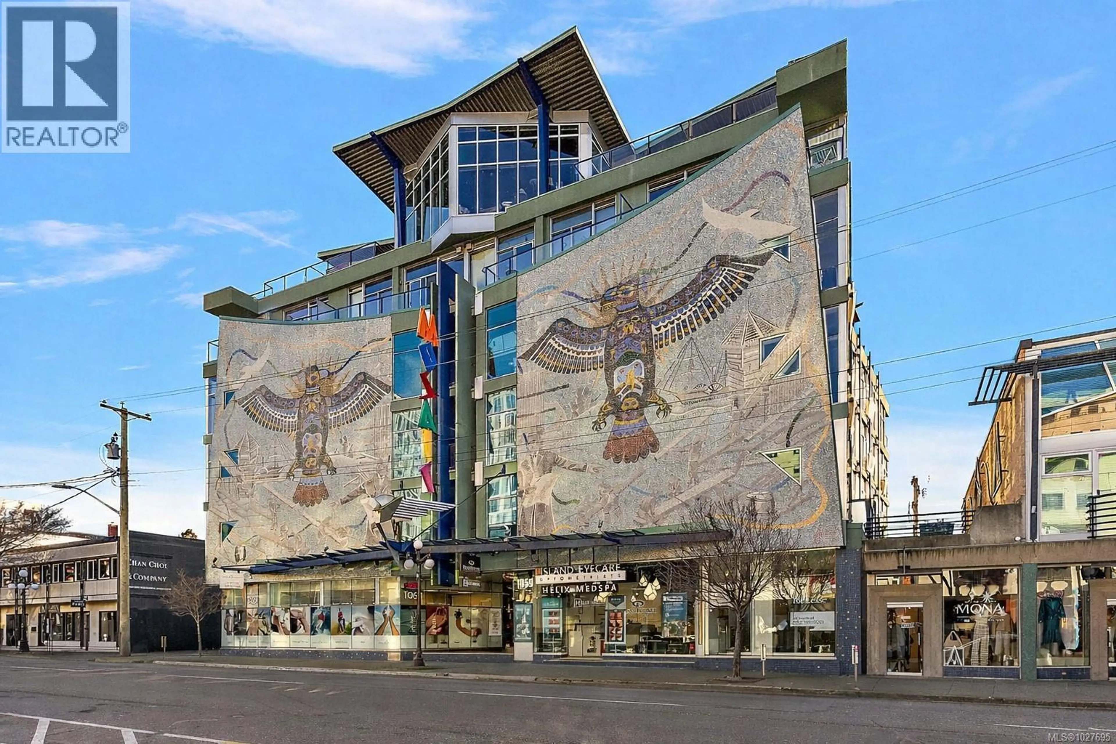 Property at #407 1061 FORT ST, Victoria, BC