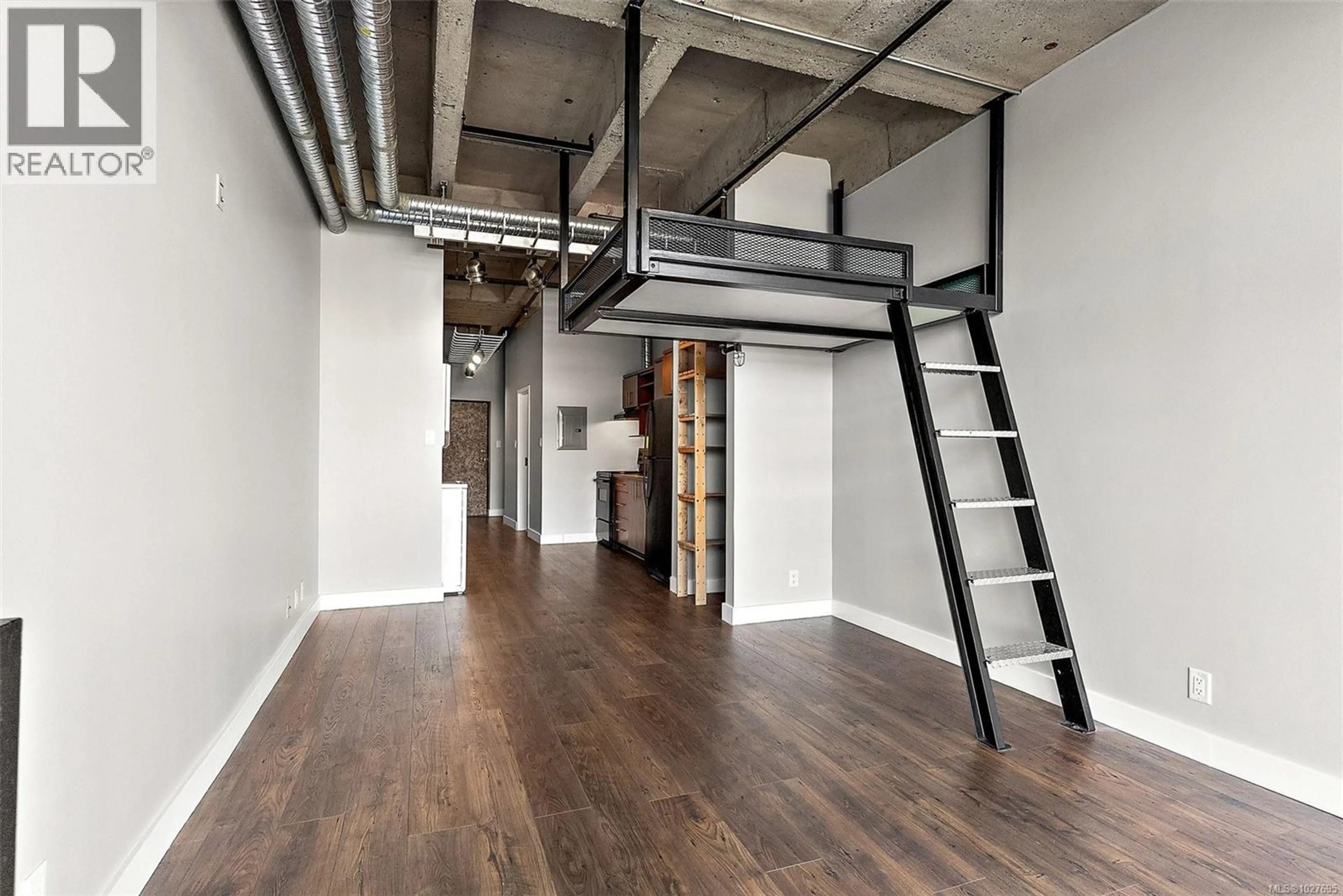 Property at #407 1061 FORT ST, Victoria, BC