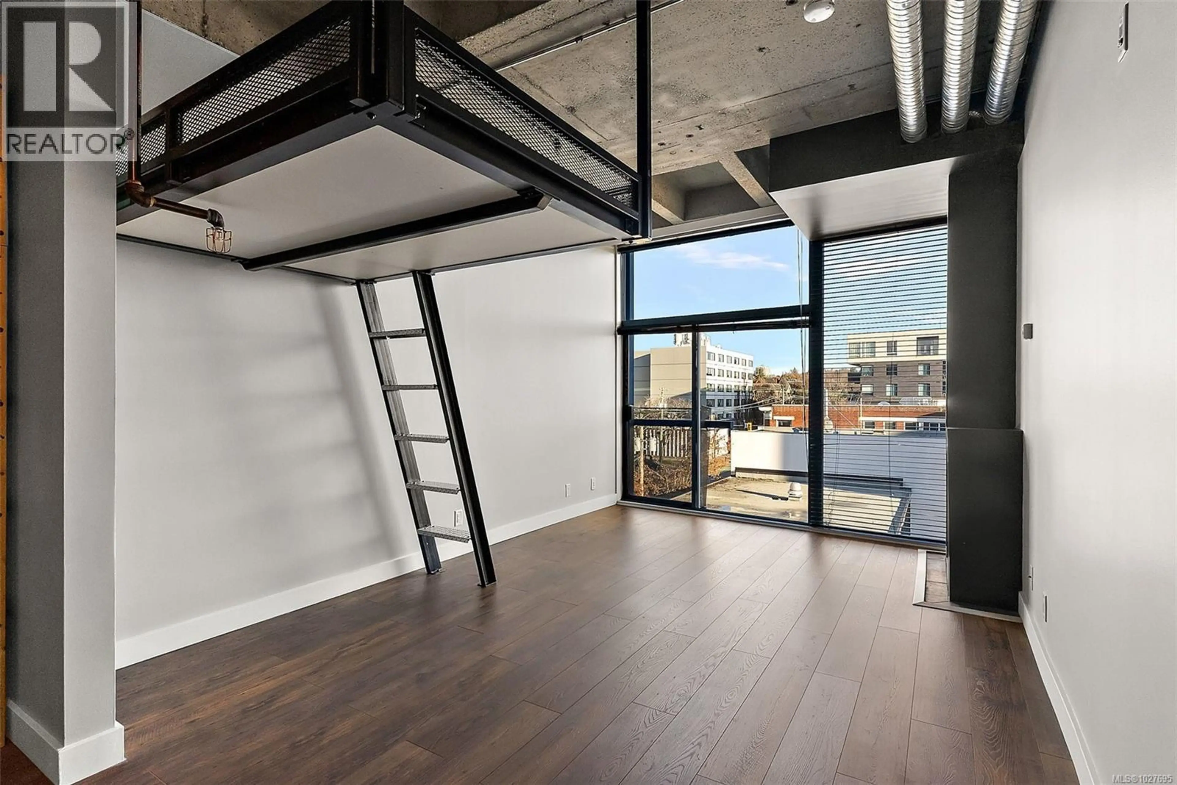 Property at #407 1061 FORT ST, Victoria, BC