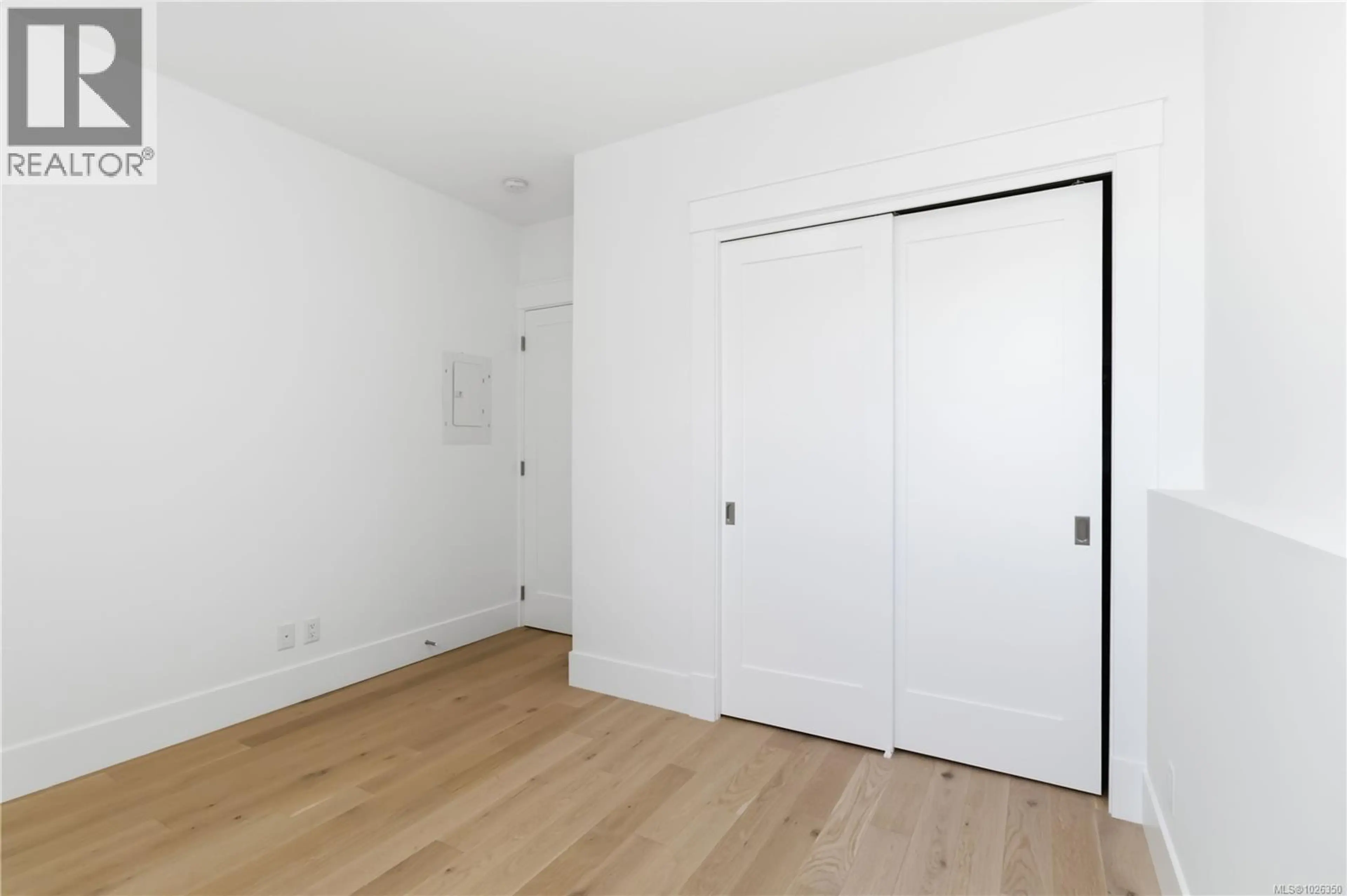 Property at #1 1915 FERNWOOD RD, Victoria, BC