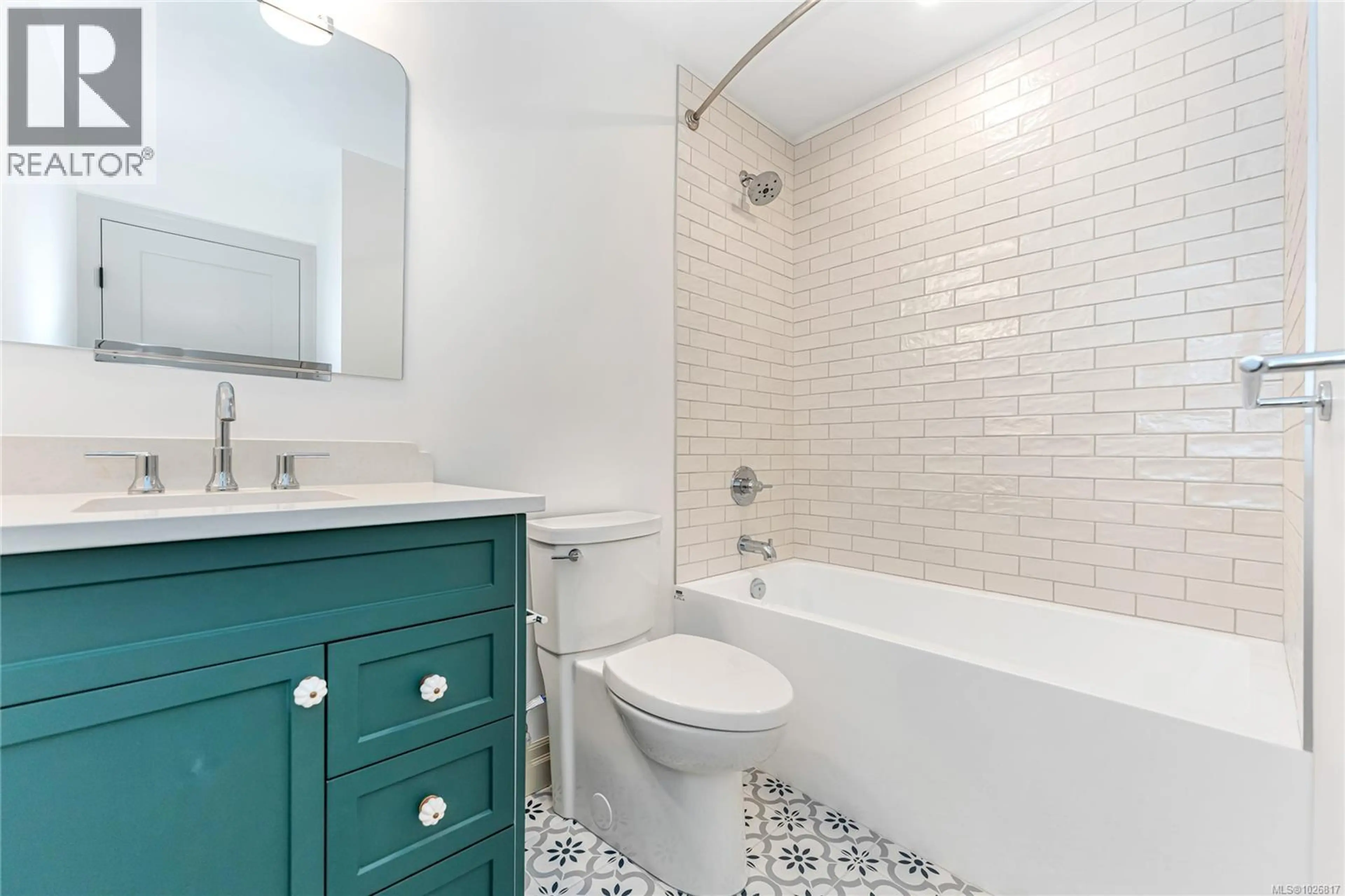 Property at #3 3098 WASHINGTON AVE, Victoria, BC