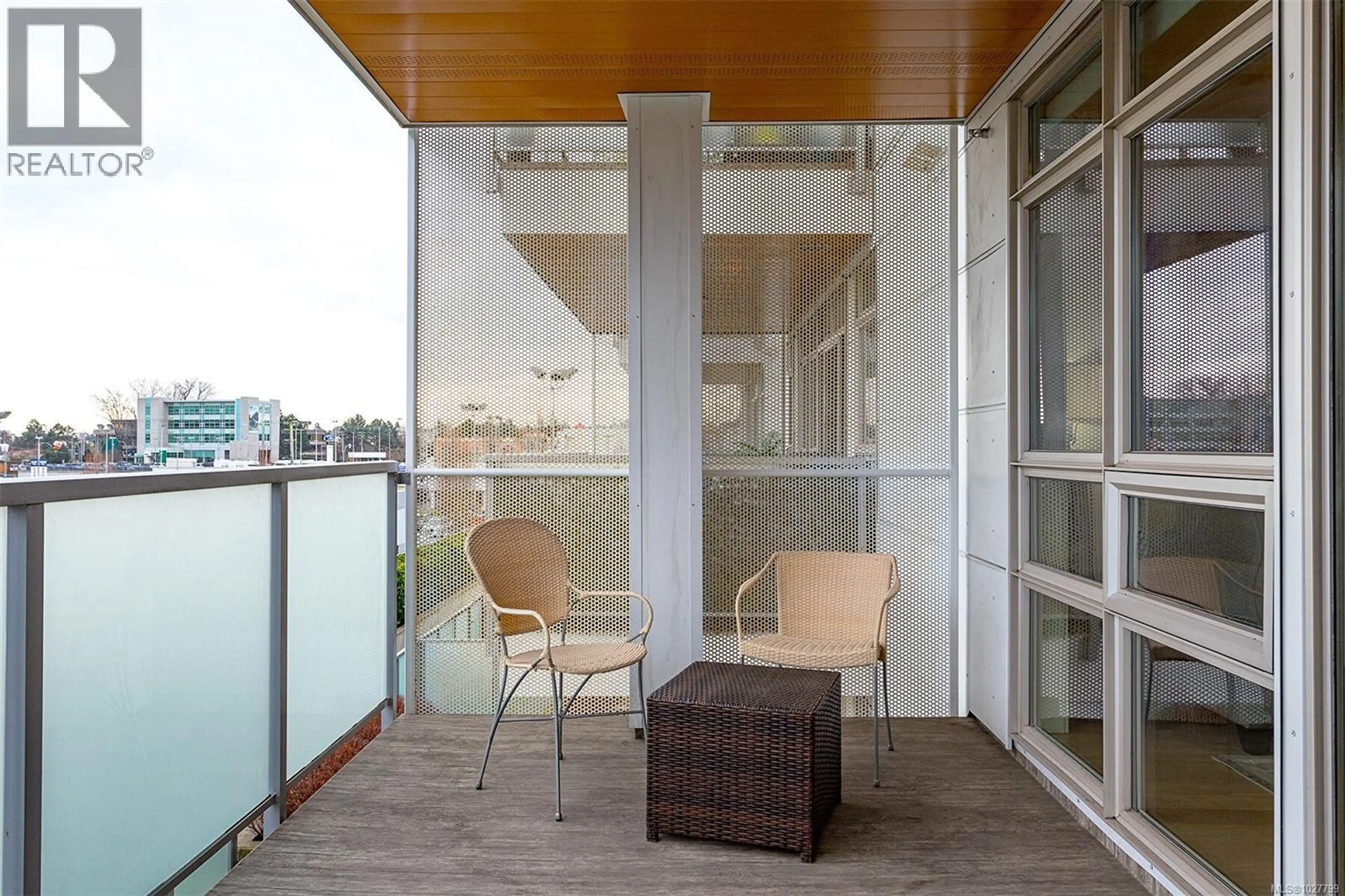 Property at #209 881 SHORT ST, Saanich, BC