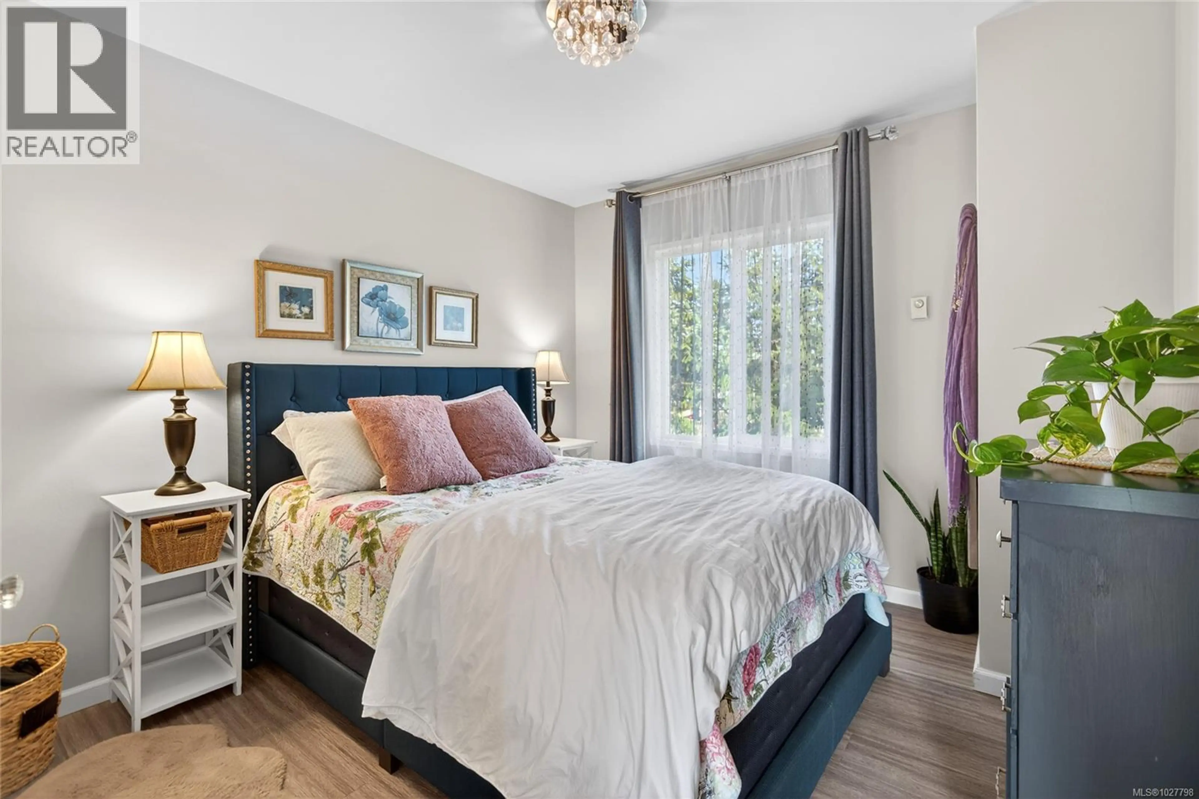 Property at 1767 PIERCY AVE, Courtenay, BC