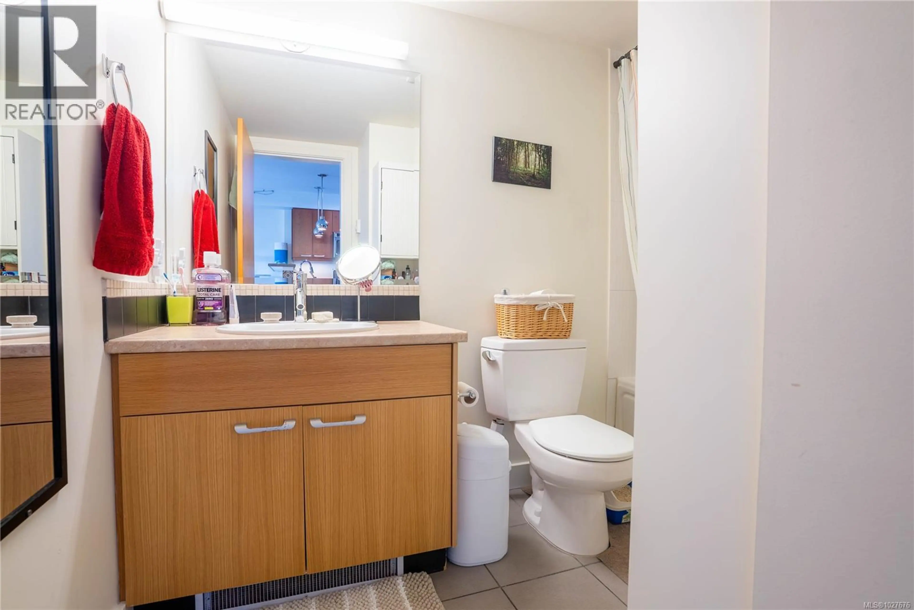 Property at #407 356 GORGE RD E, Victoria, BC