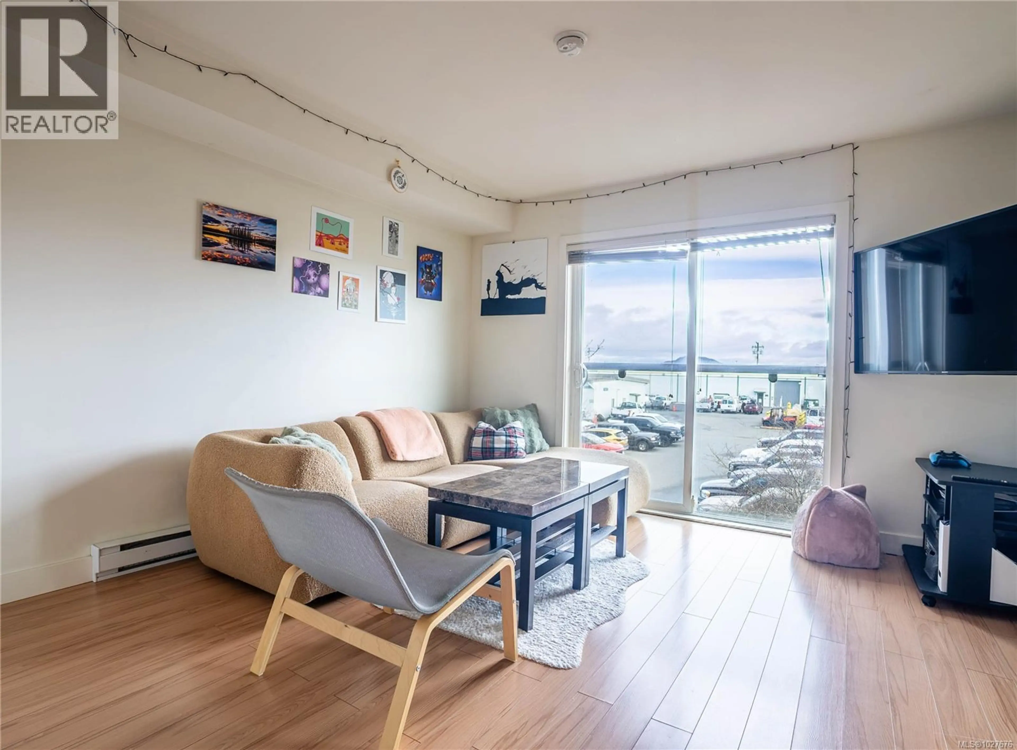 Property at #407 356 GORGE RD E, Victoria, BC