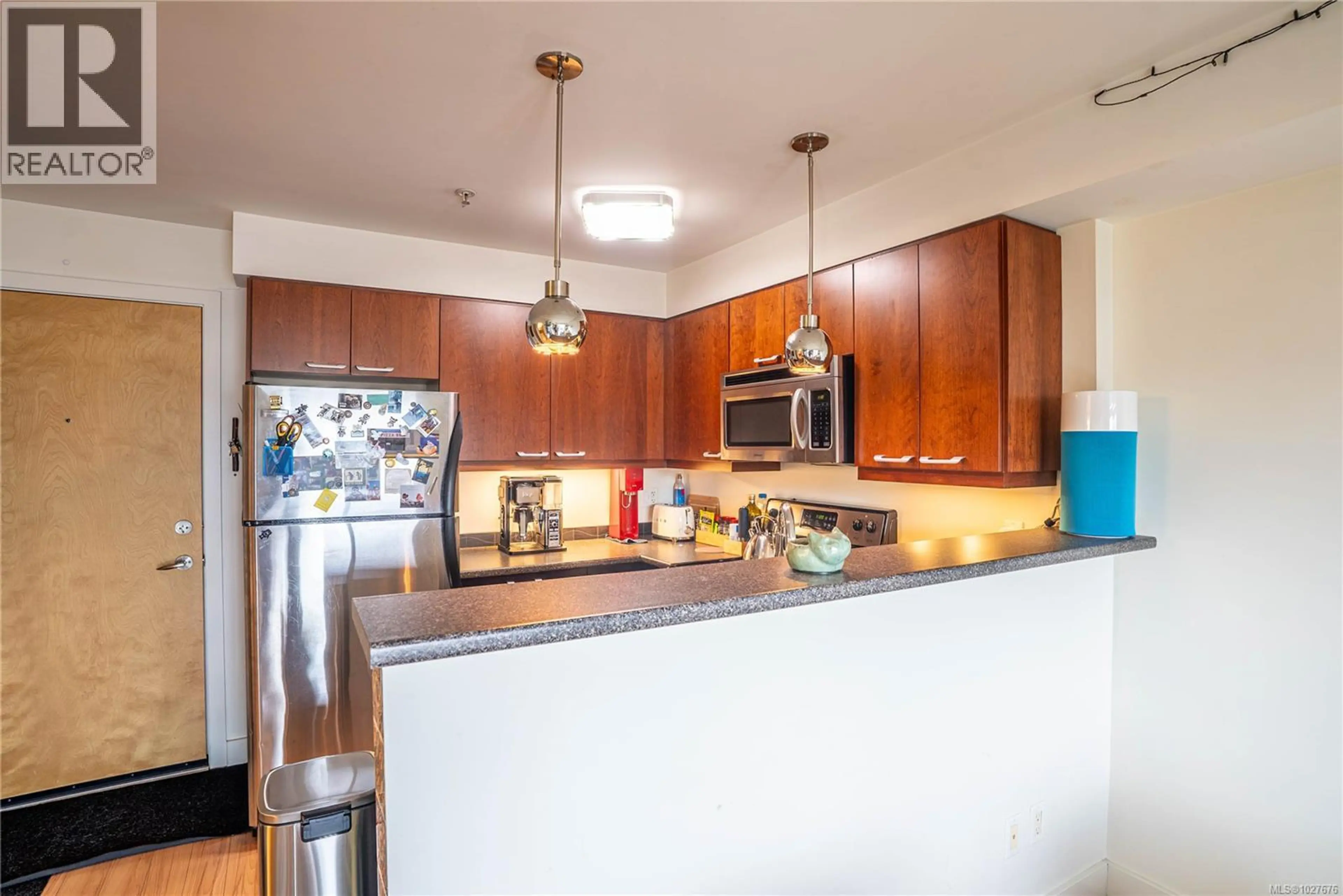 Property at #407 356 GORGE RD E, Victoria, BC