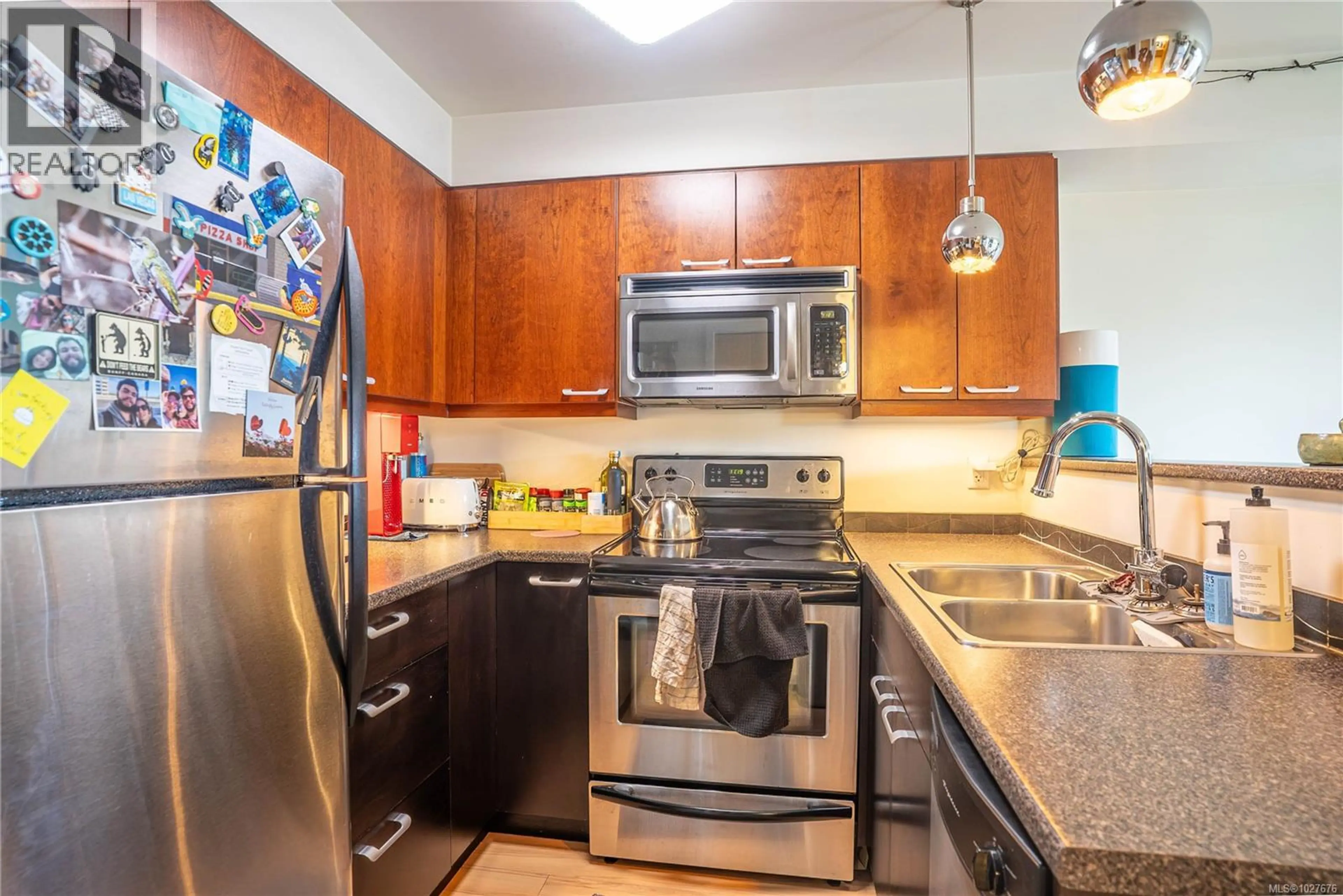 Property at #407 356 GORGE RD E, Victoria, BC