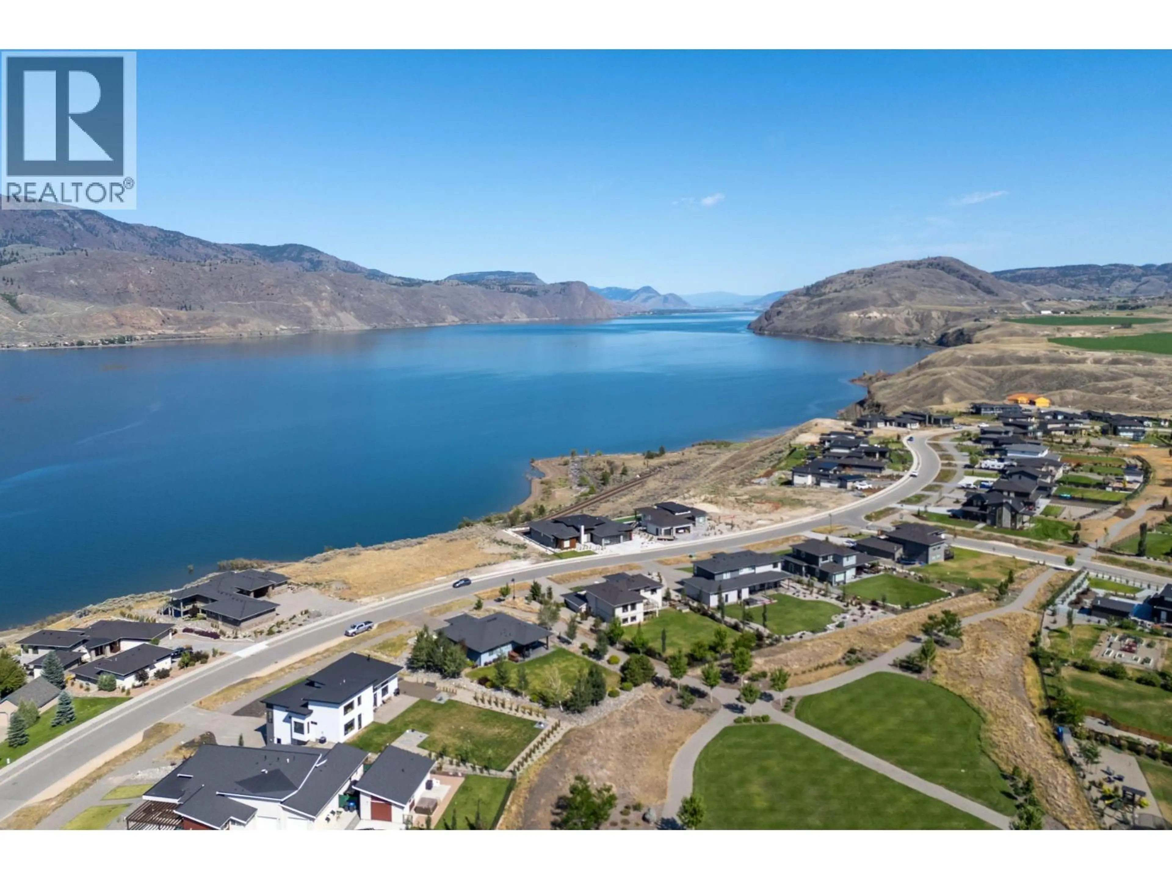 Property at 128 LAKE POINT COURT, Kamloops, BC
