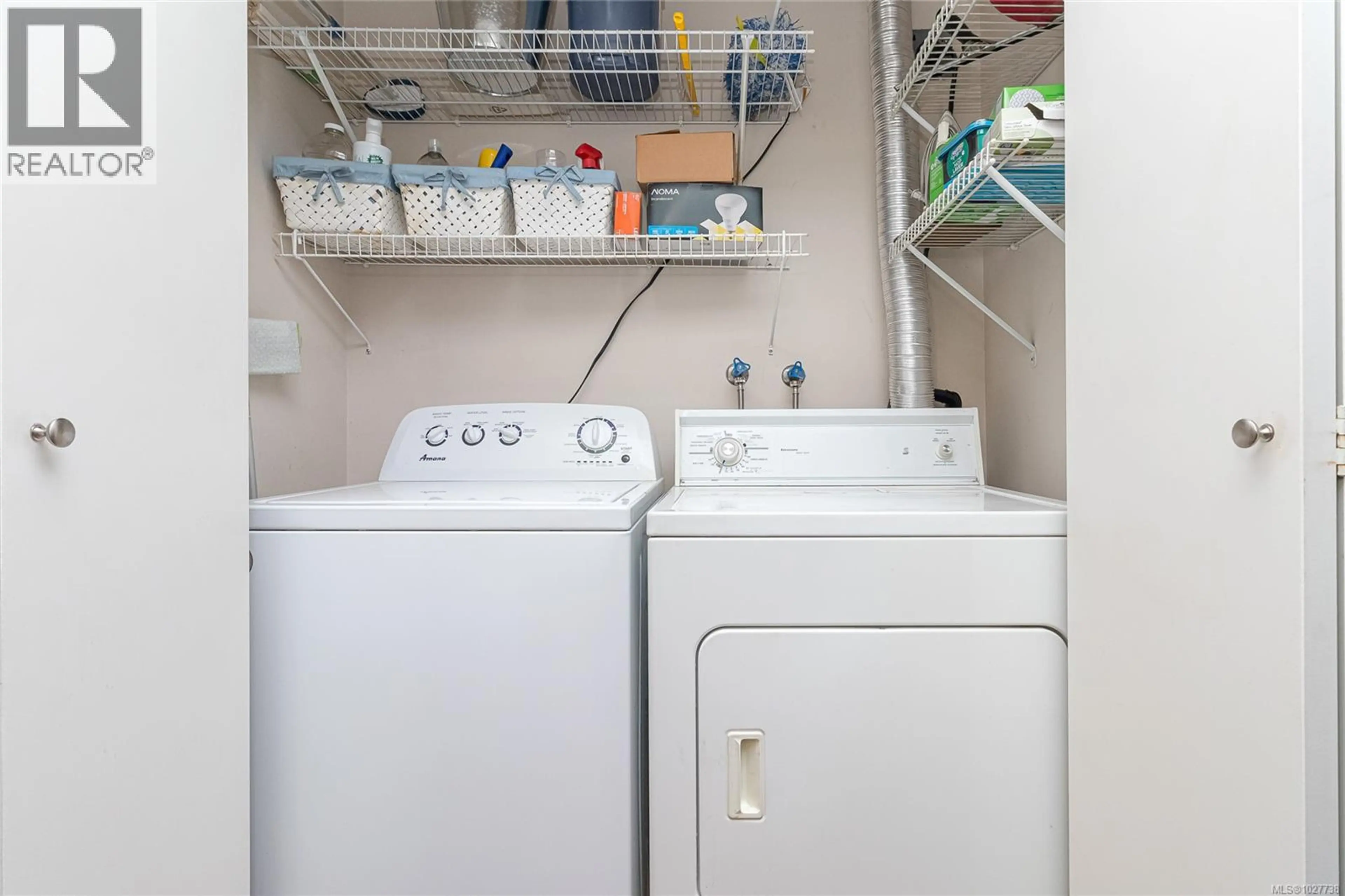 Property at #304 2511 QUADRA ST, Victoria, BC