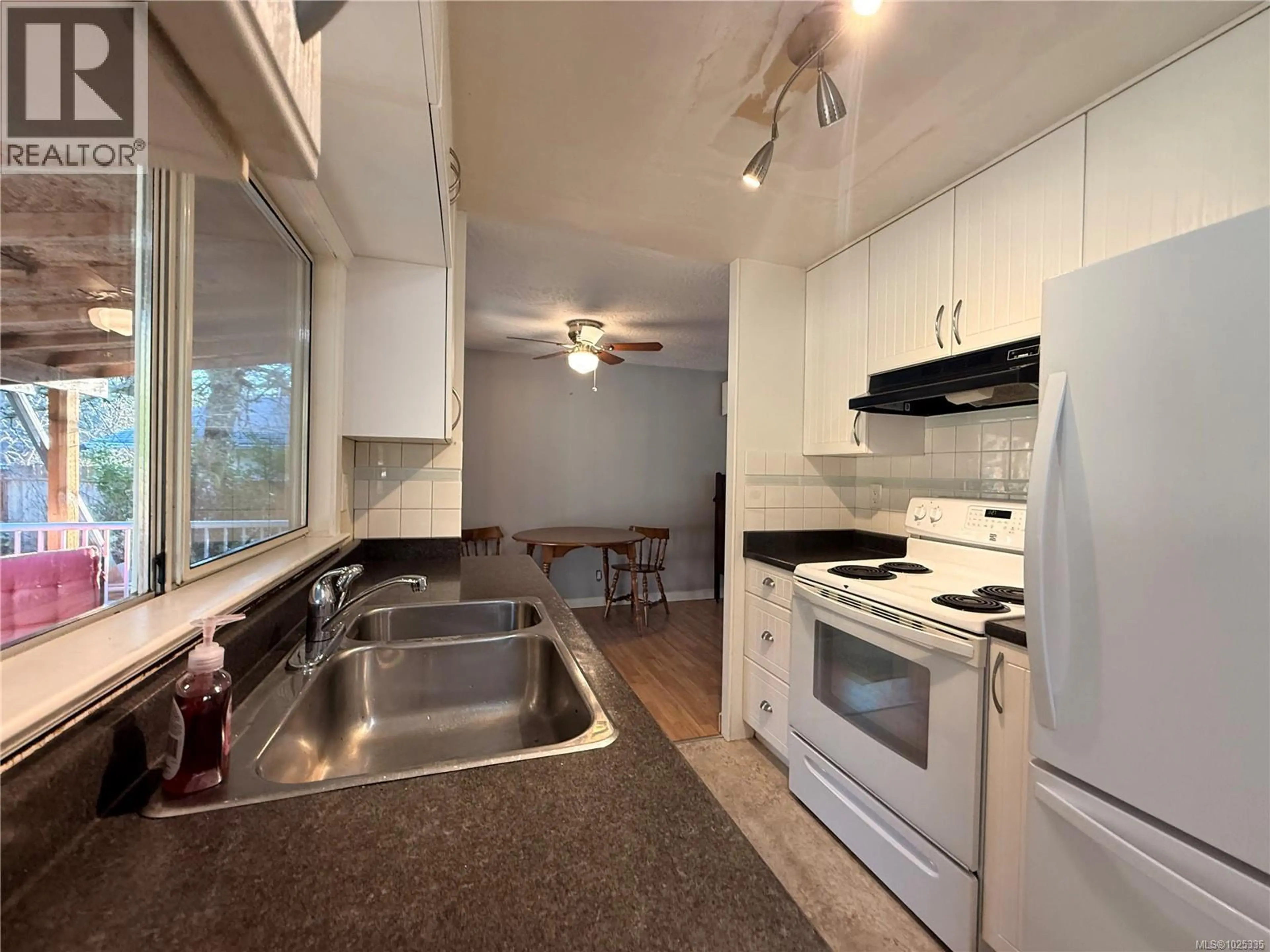 Property at 6001 PINE PARK PL, Nanaimo, BC