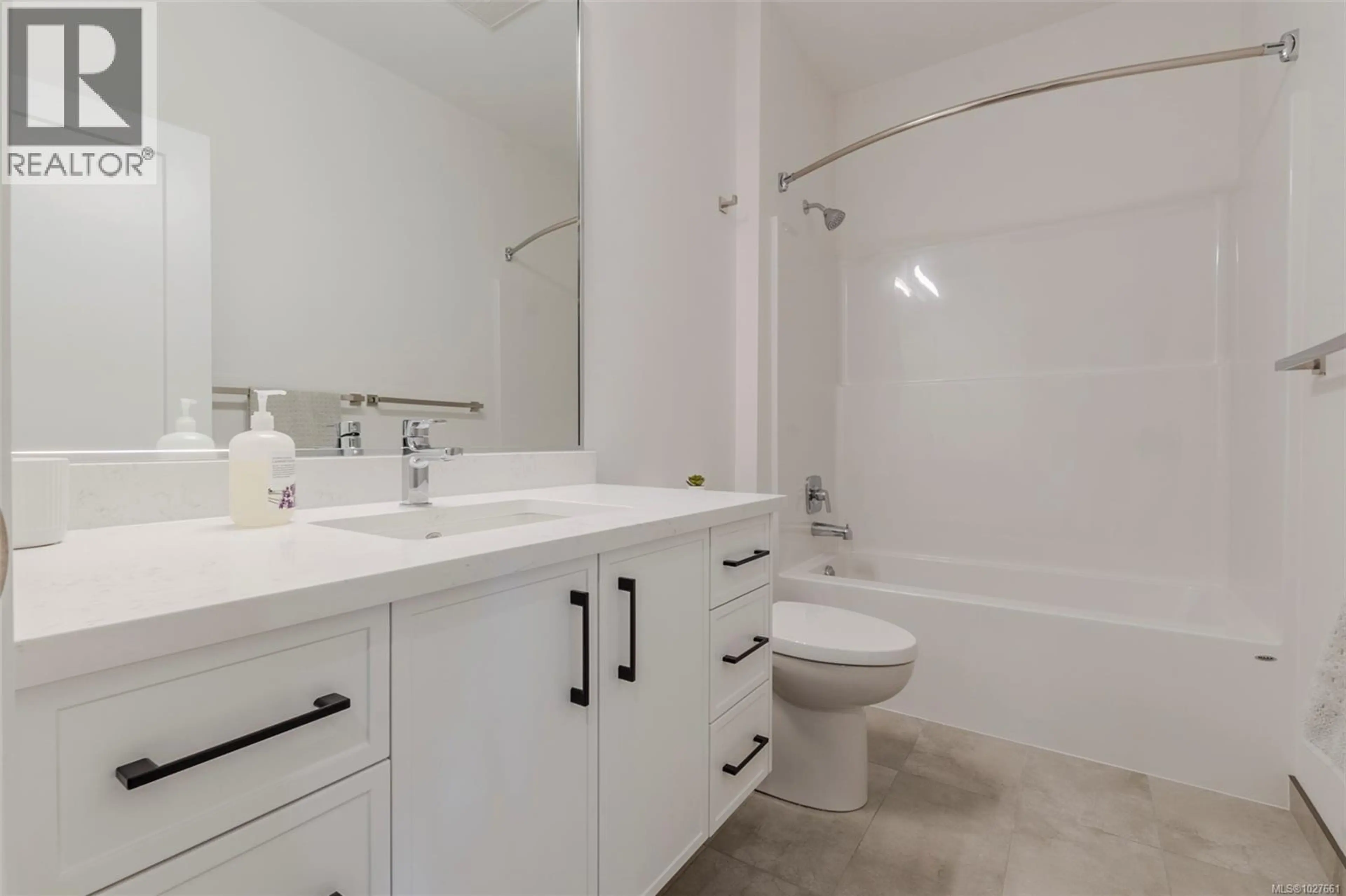 Property at #114 1234 VIEWTOP RD, Duncan, BC