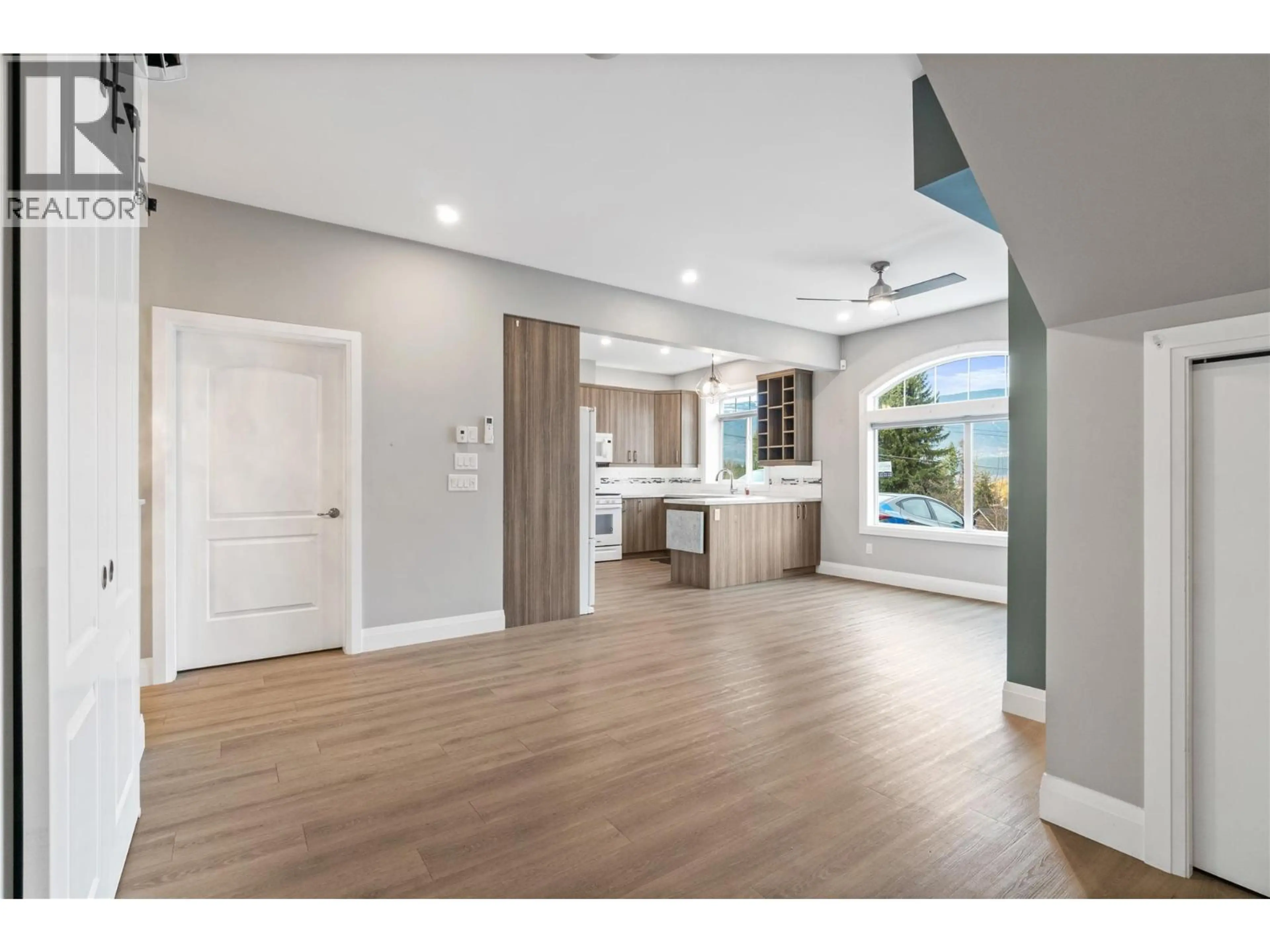 Property at #37 1070 1 STREET SE, Salmon Arm, BC