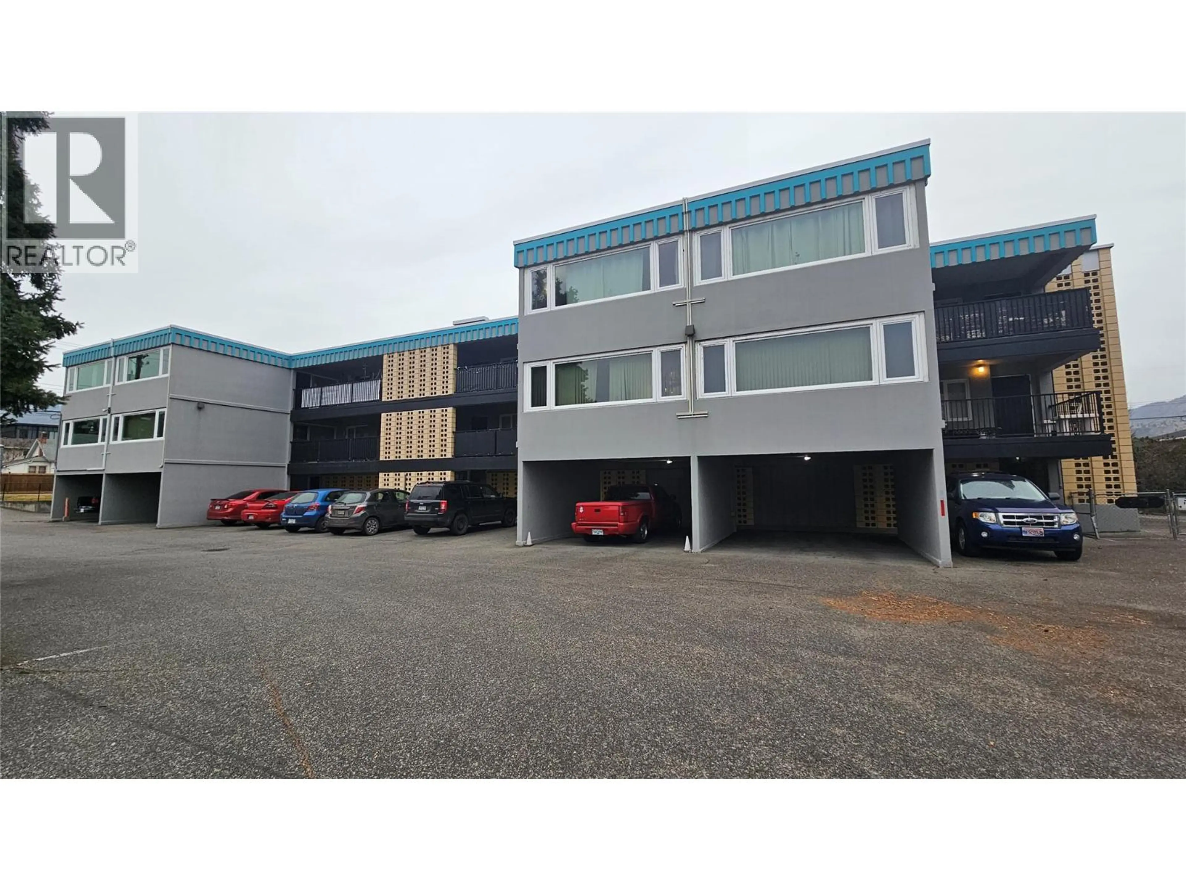 Property at 301 SCOTT AVENUE, Penticton, BC