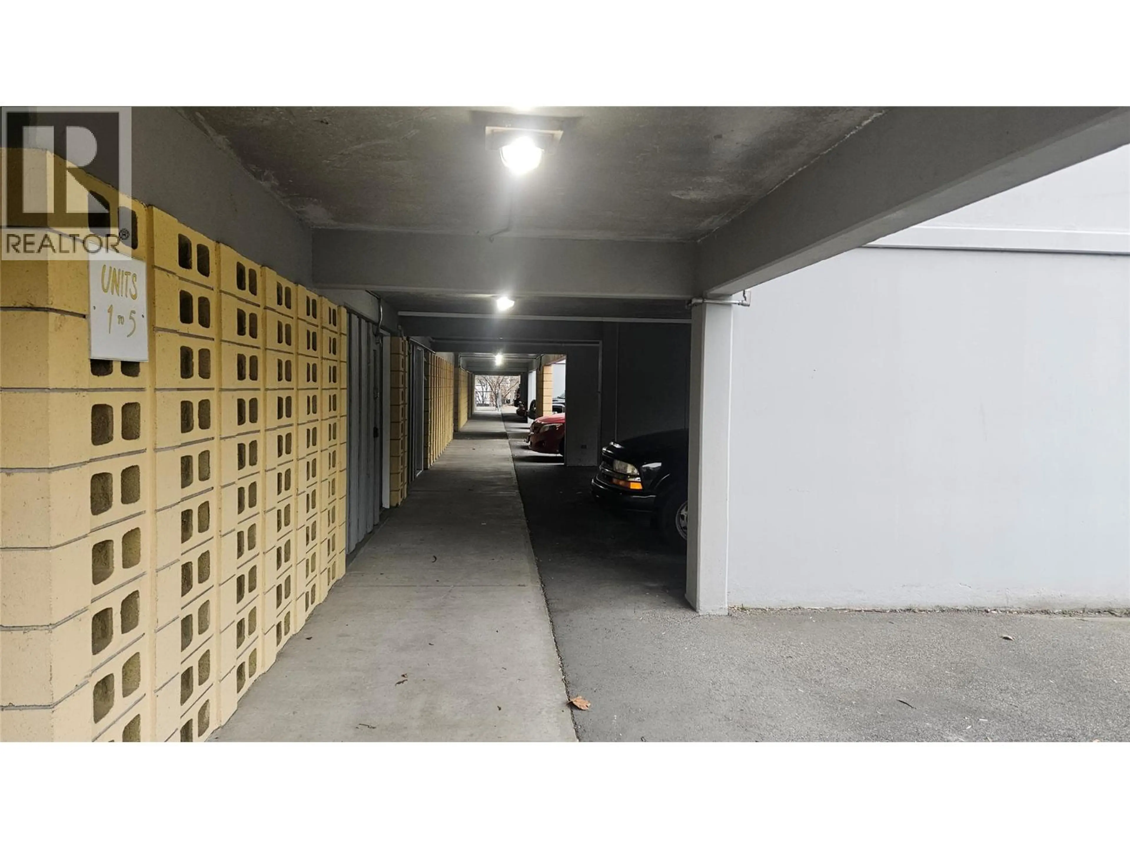 Property at 301 SCOTT AVENUE, Penticton, BC