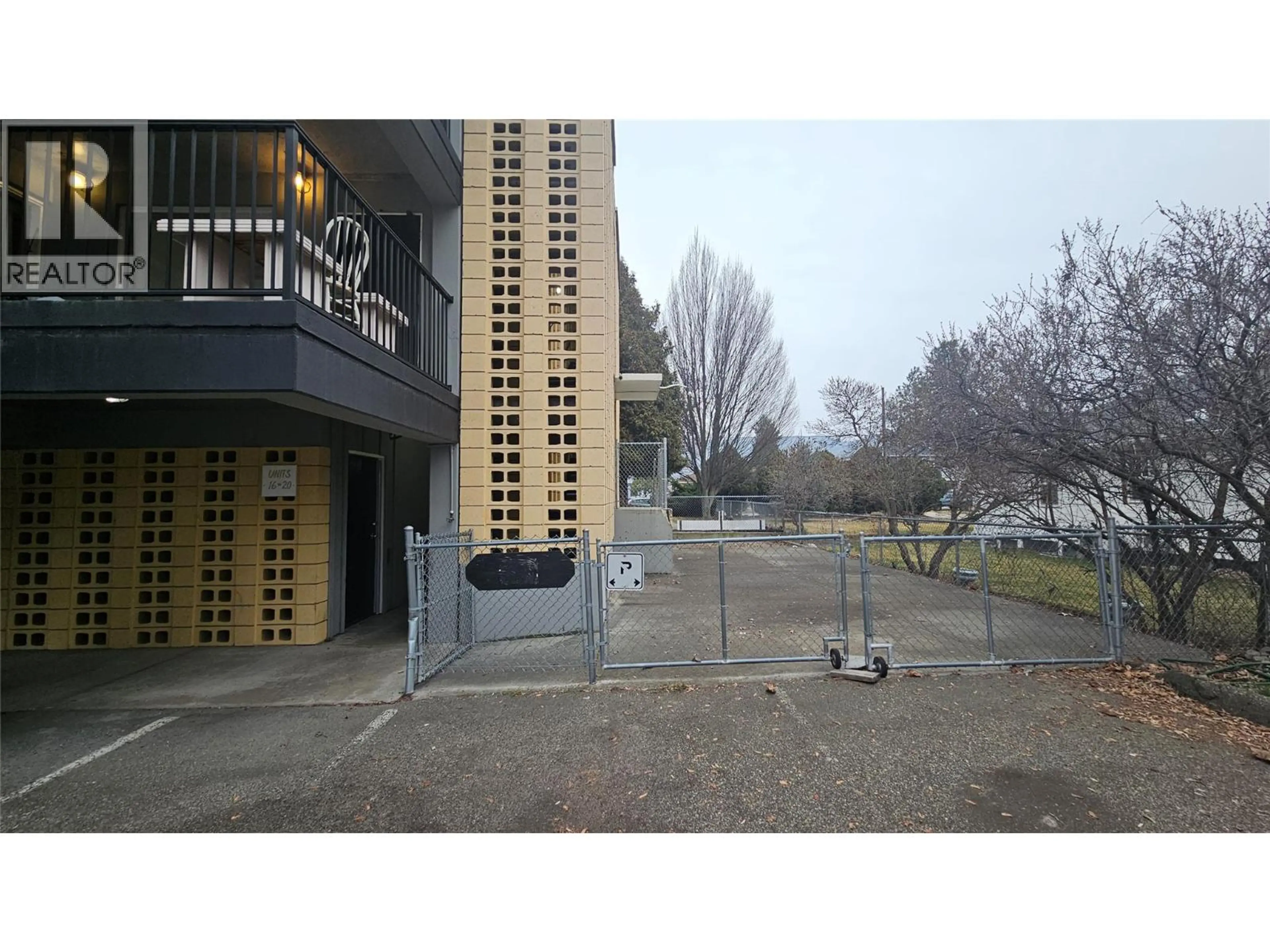 Property at 301 SCOTT AVENUE, Penticton, BC