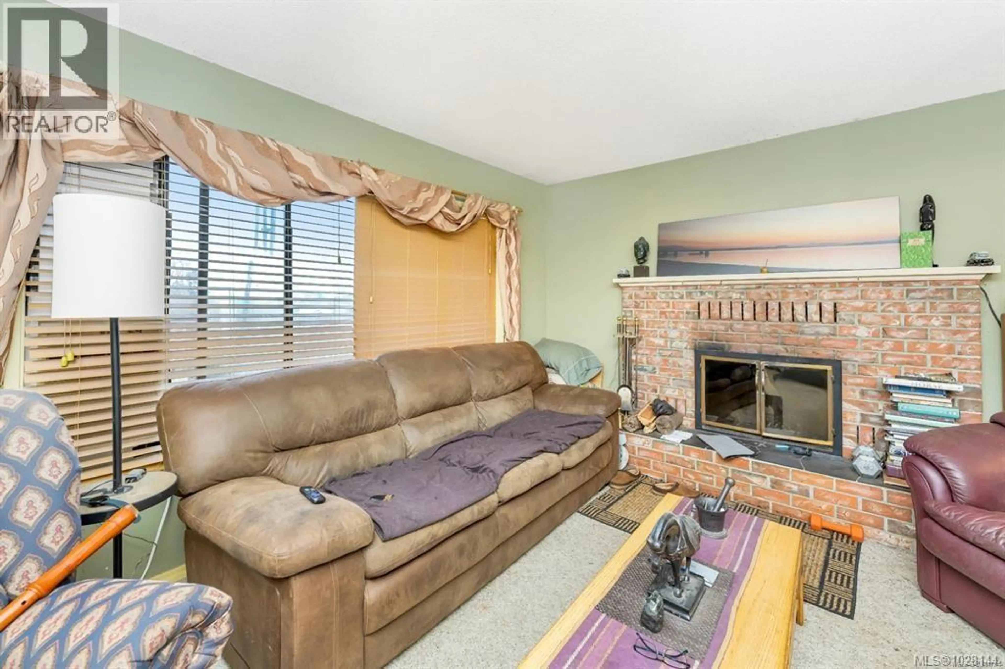 Property at 9254 RIDEAU AVE, North Saanich, BC