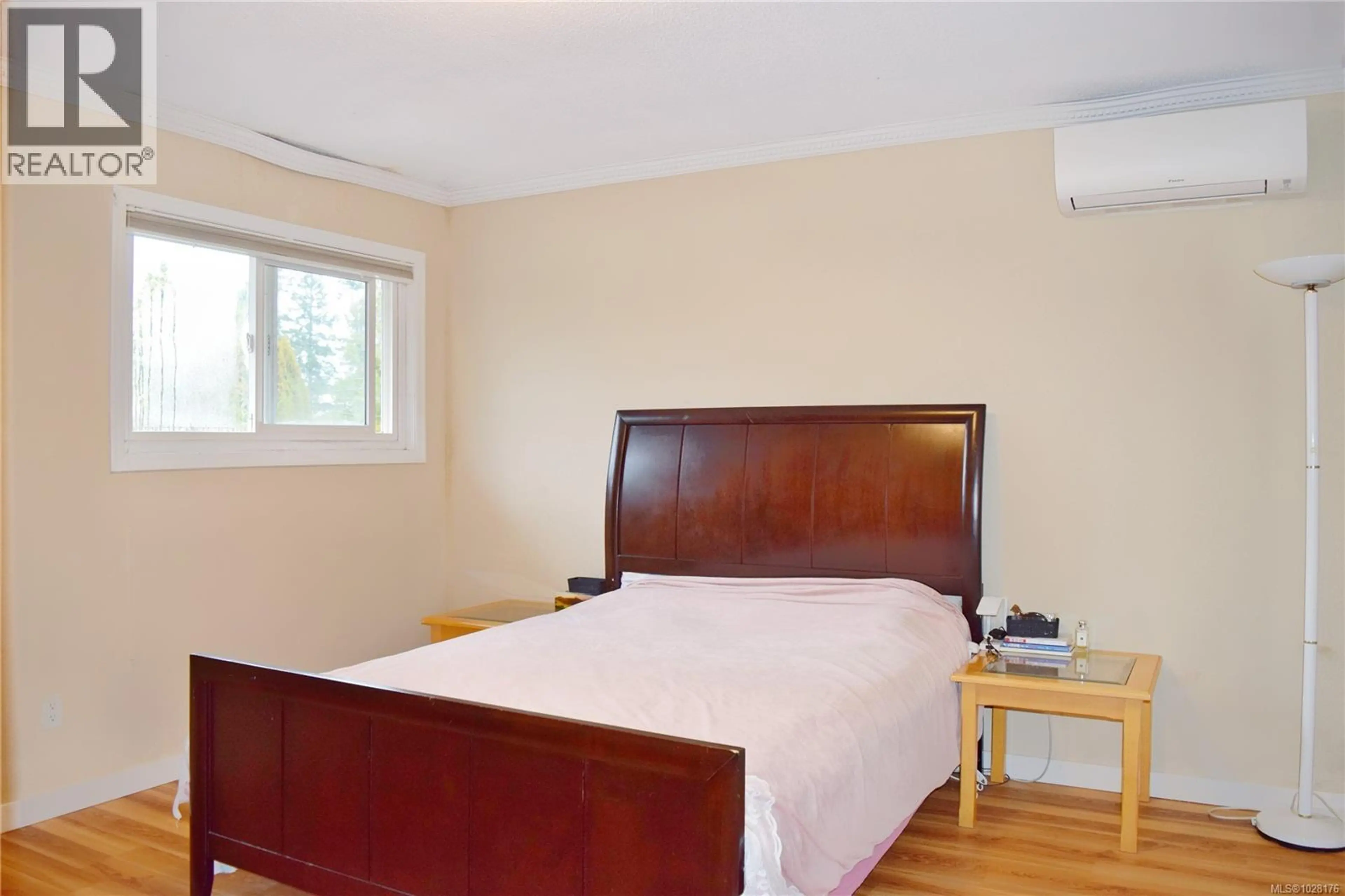 Property at 4091 DAWNVIEW CRES, Saanich, BC