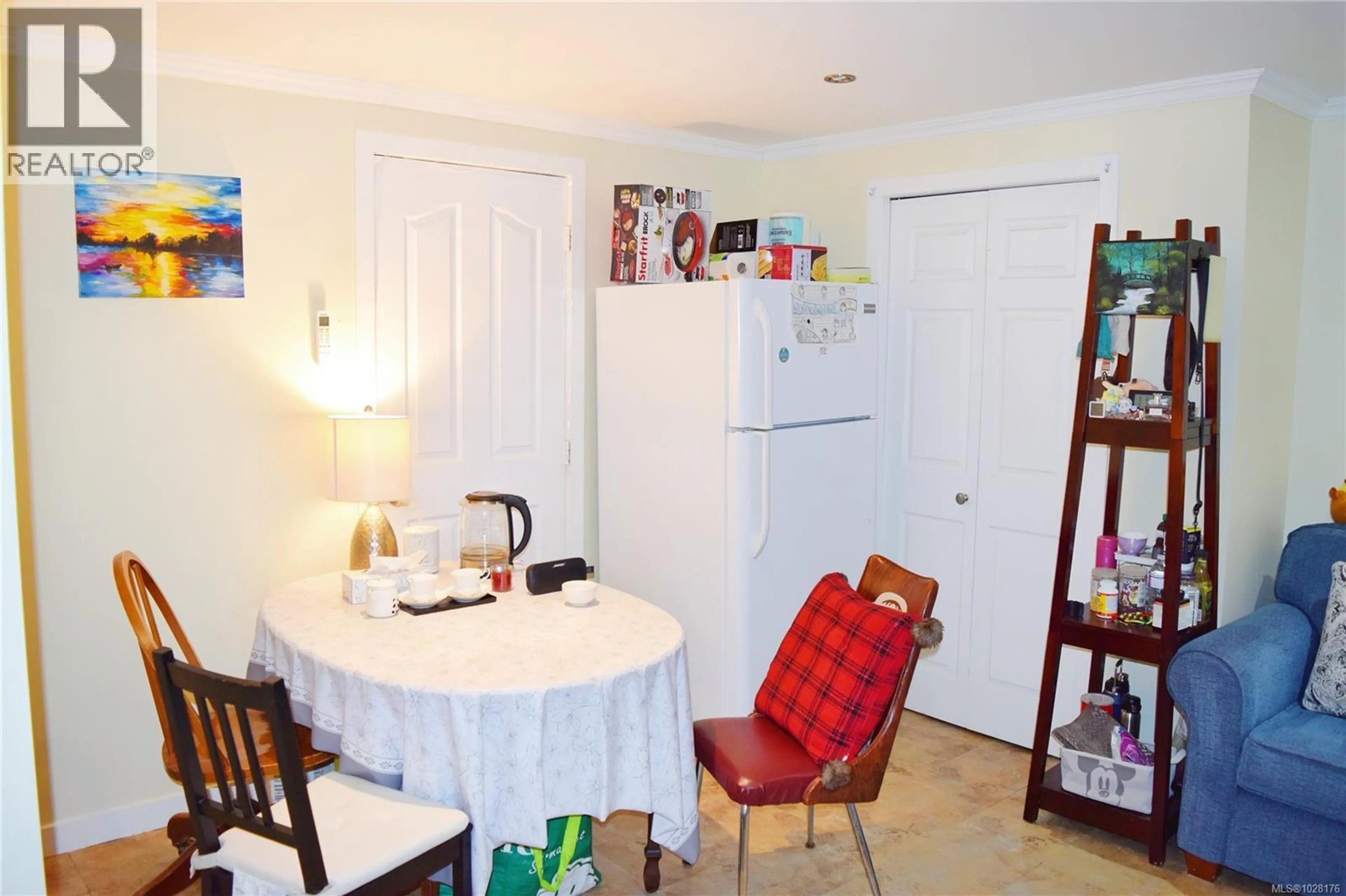 Property at 4091 DAWNVIEW CRES, Saanich, BC