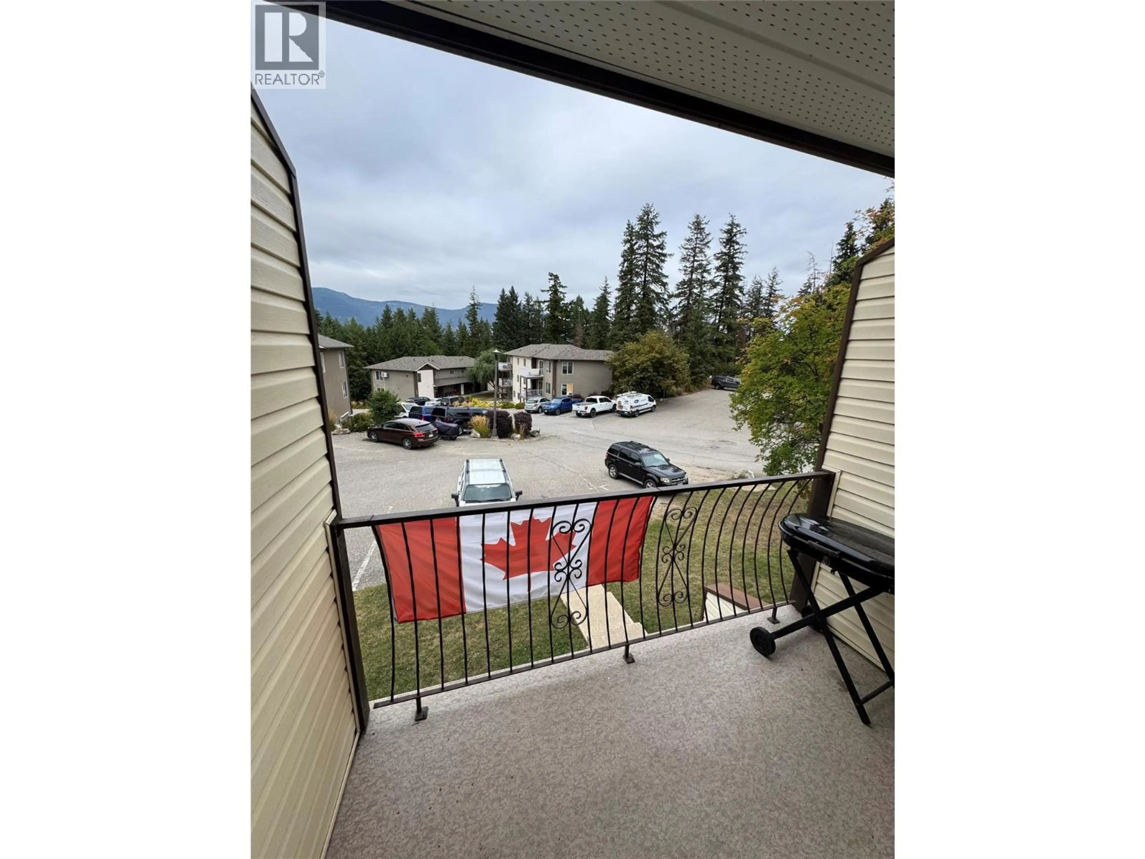 Property at #403 1451 1 AVENUE NE, Salmon Arm, BC
