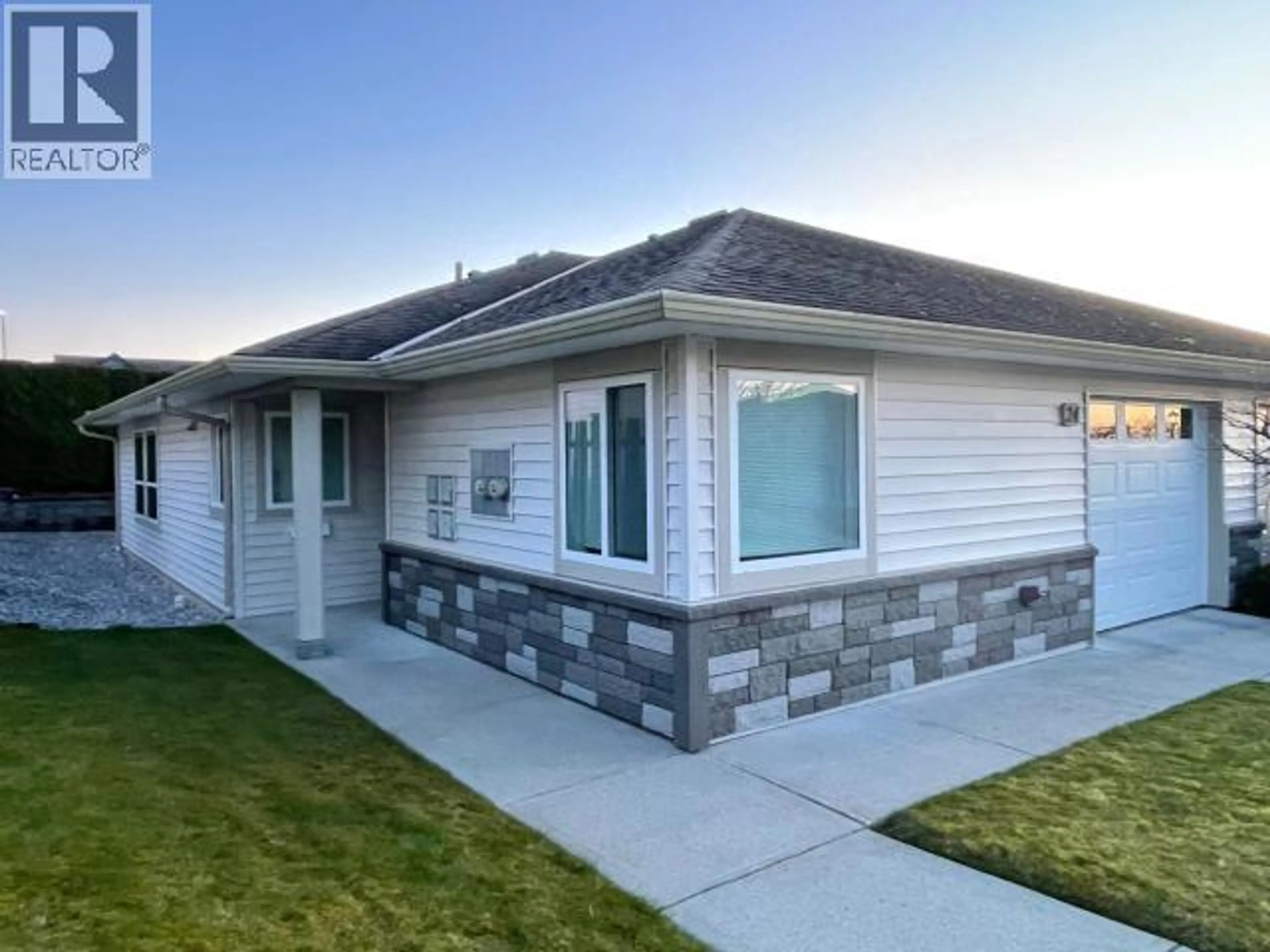 Property at #24 4415 MANSON AVE, Powell River, BC